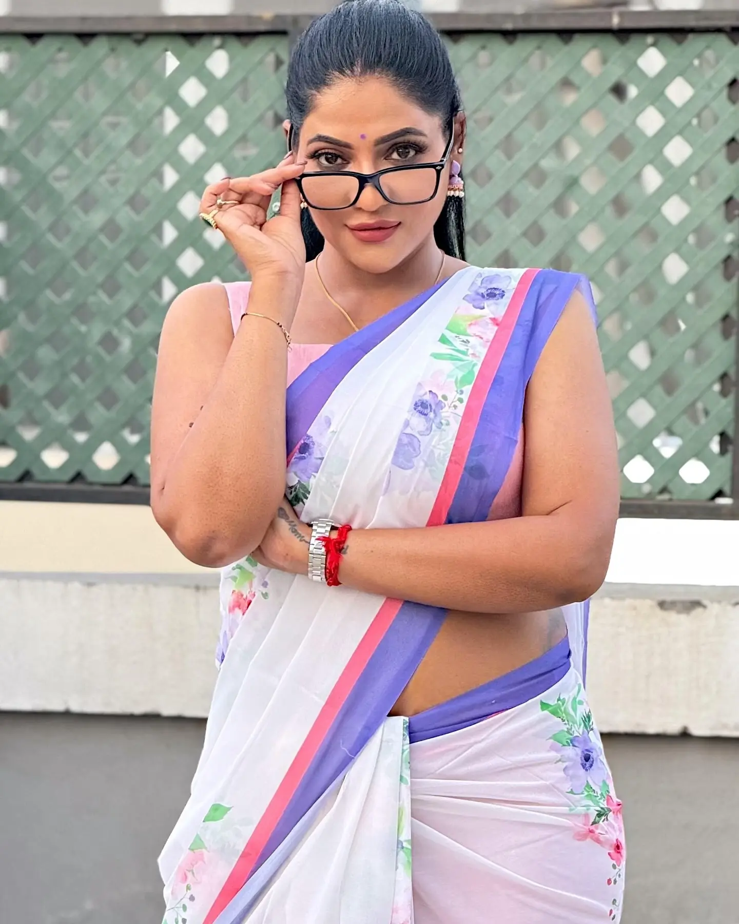 Reshma Pasupuleti’s Class-Ready Momentum Reshma Pasupuleti shows off her vibrant class-time spirit, blending fun, focus, and style.