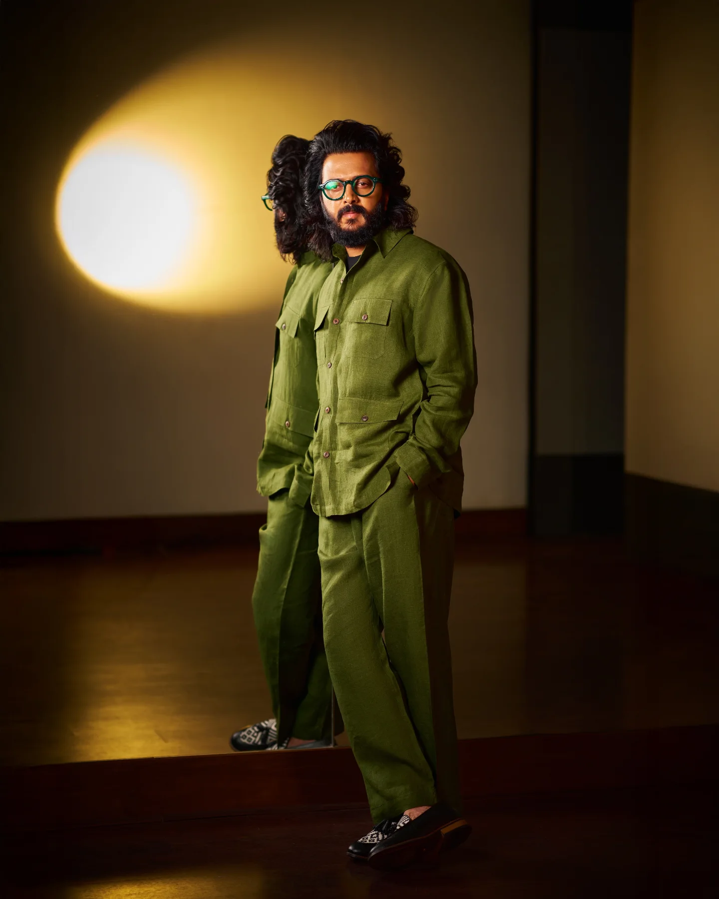 Riteish Deshmukh’s Reflection Style Riteish Deshmukh shows cool vibes in a reflective Instagram post, capturing his style now