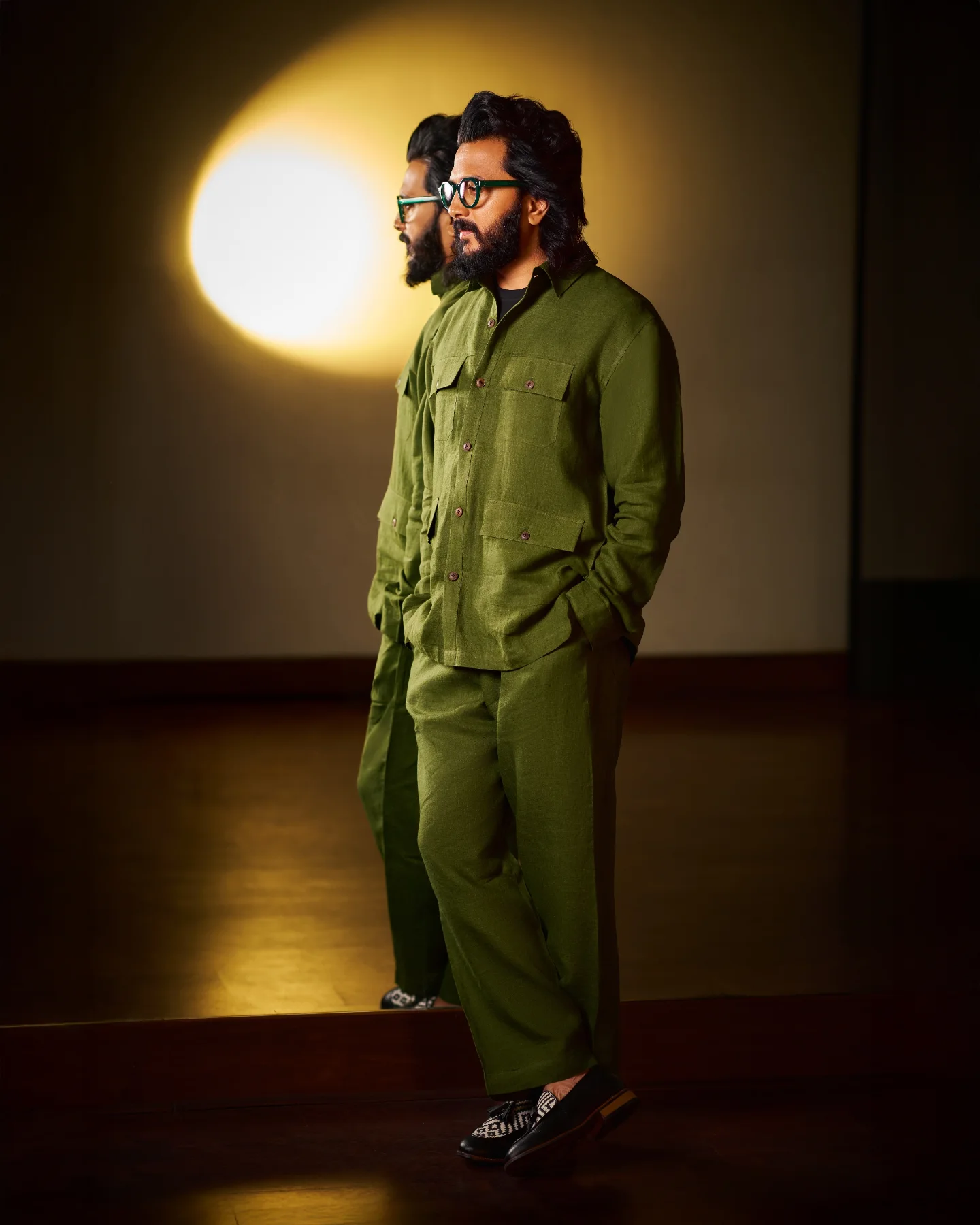 Riteish Deshmukh's Reflection Style