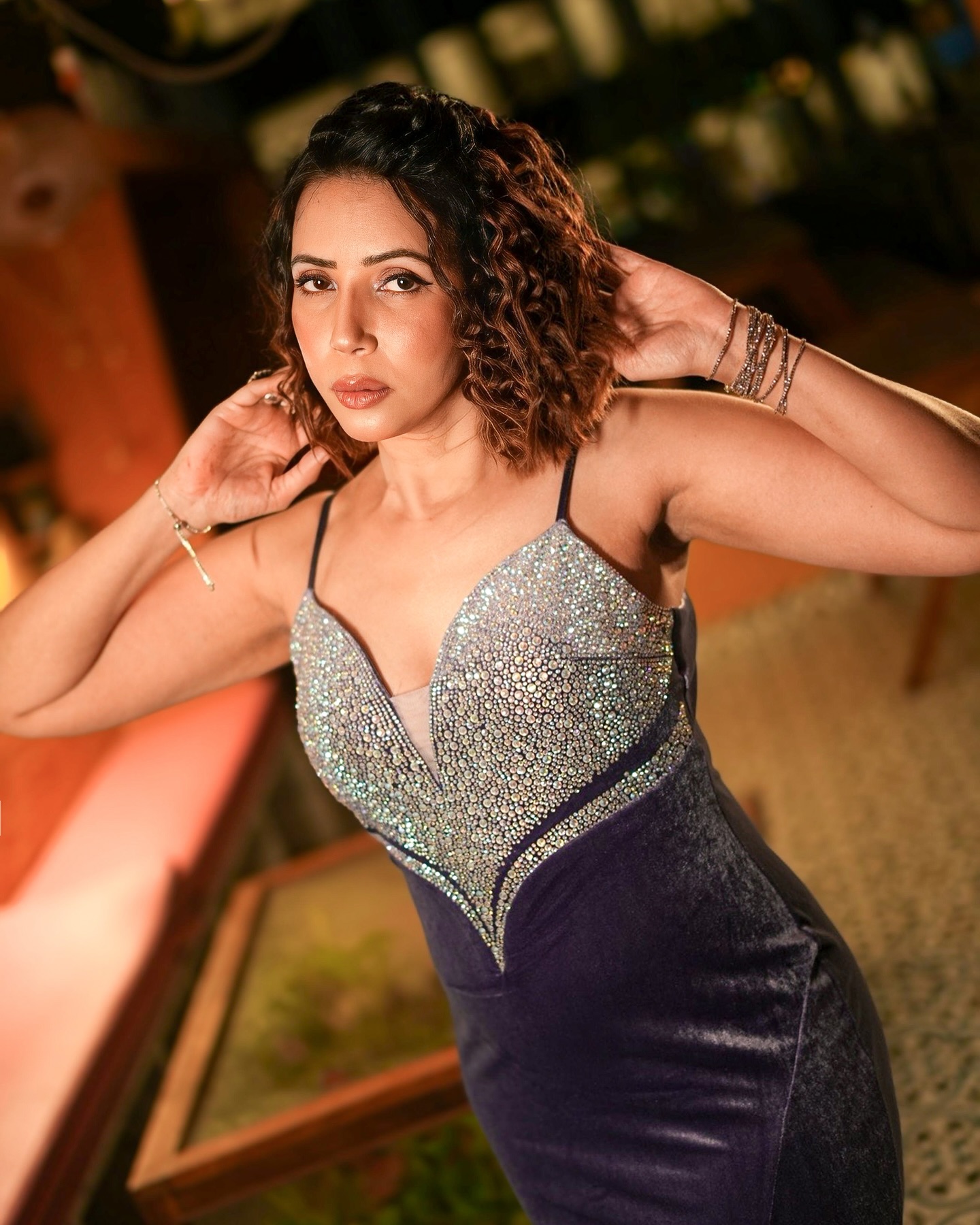 Rozlyn Khan Shines Amid Life’s Challenges