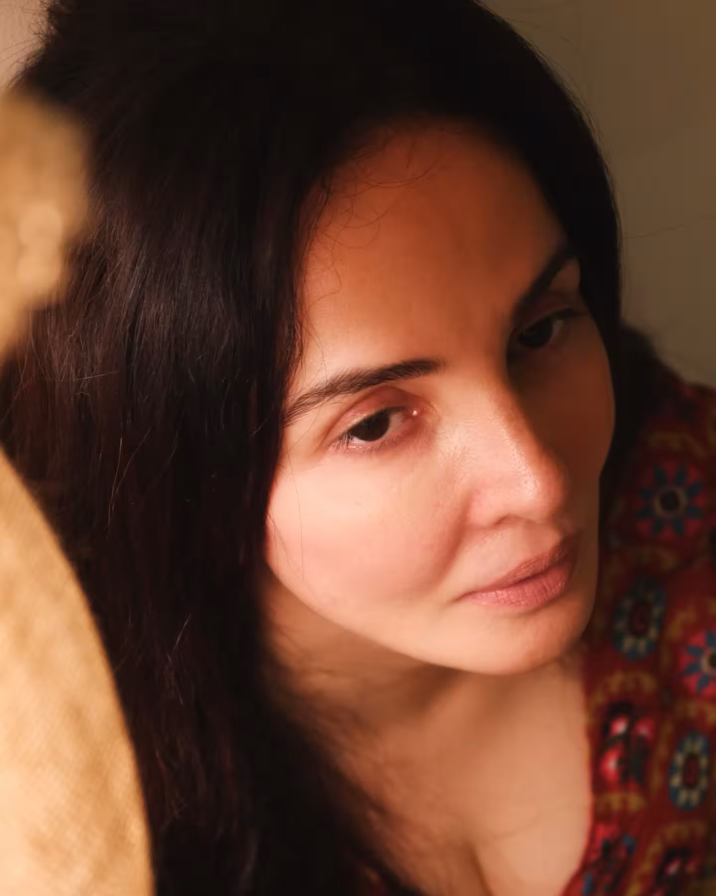 Rukhsar Rehman Embraces Summer Nostalgia With 90s Vibes Rukhsar Rehman’s summer post blends vivid Mumbai moments with retro 90s music allure now!