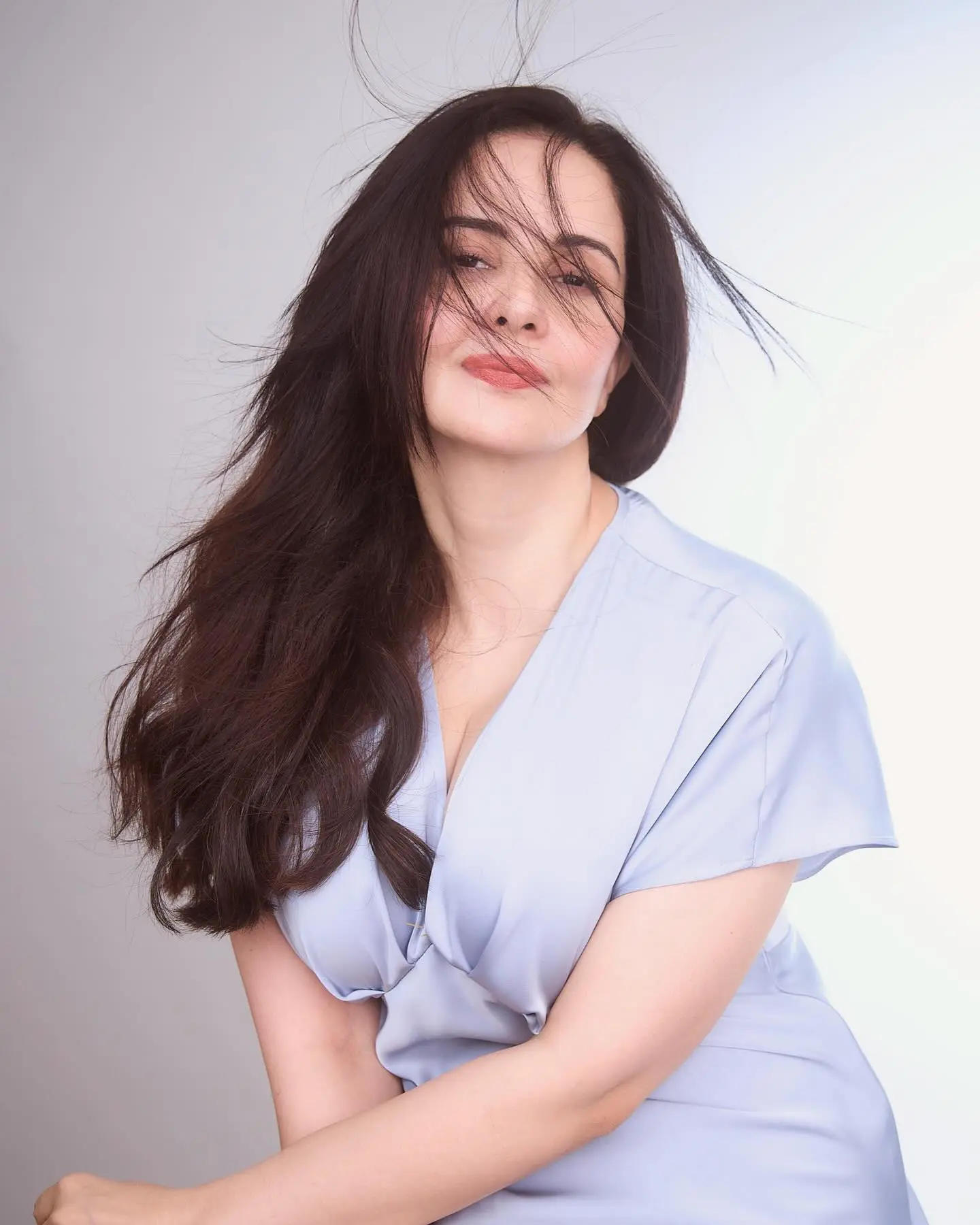 Rukhsar Rehman Embraces Summer Nostalgia With 90s Vibes