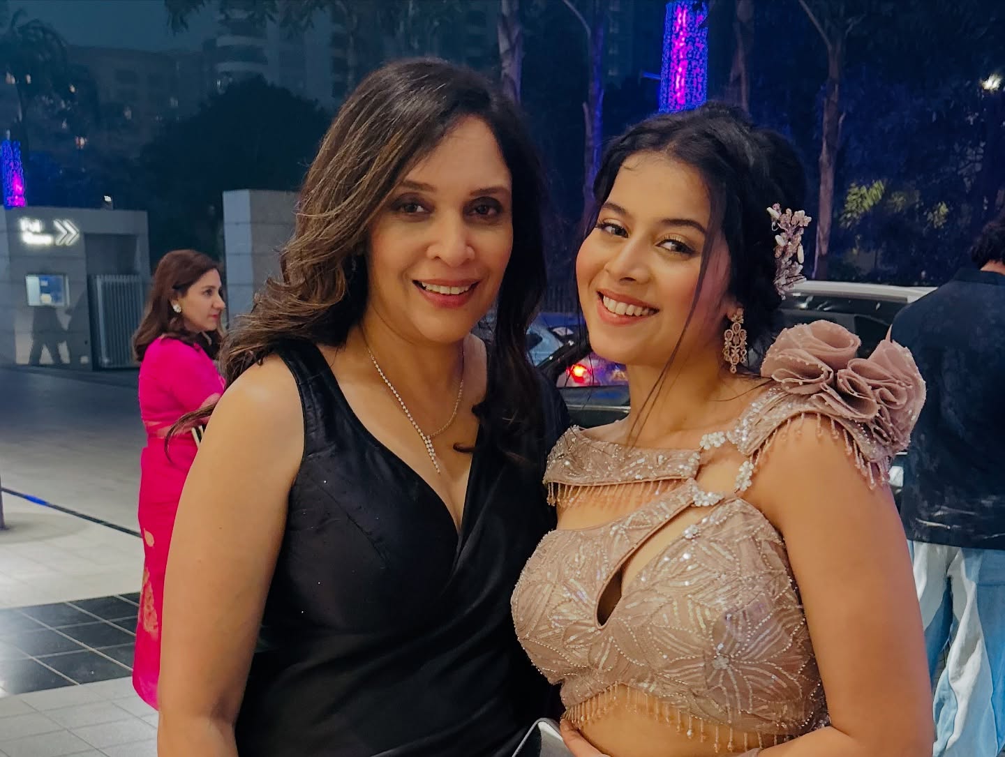 Saachi Tiwari Shines With Timeless Beauty