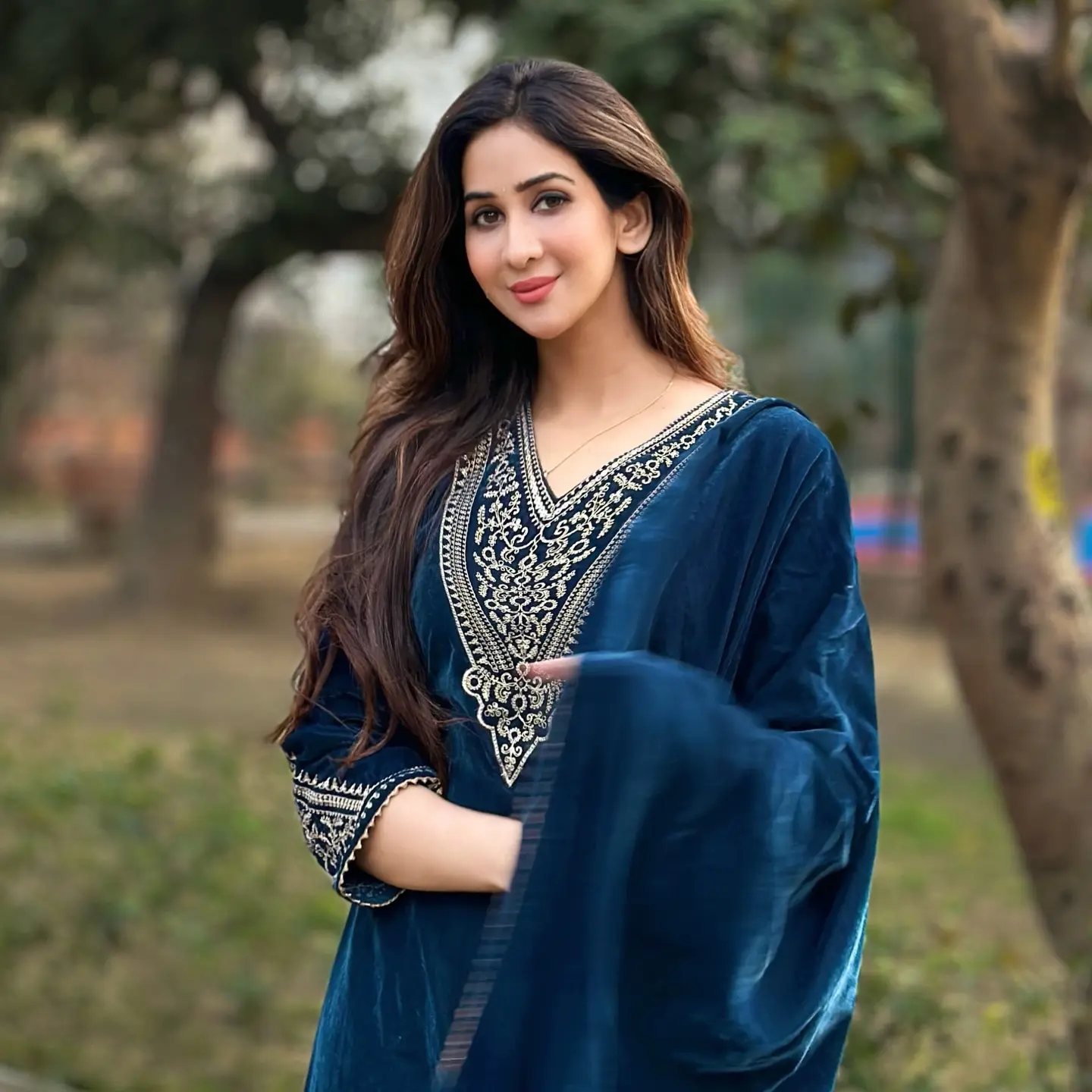 Sakshi Gupta Celebrates Old School Love Vintage charm meets modern flair in a timeless ode to enduring romance and refined style!!