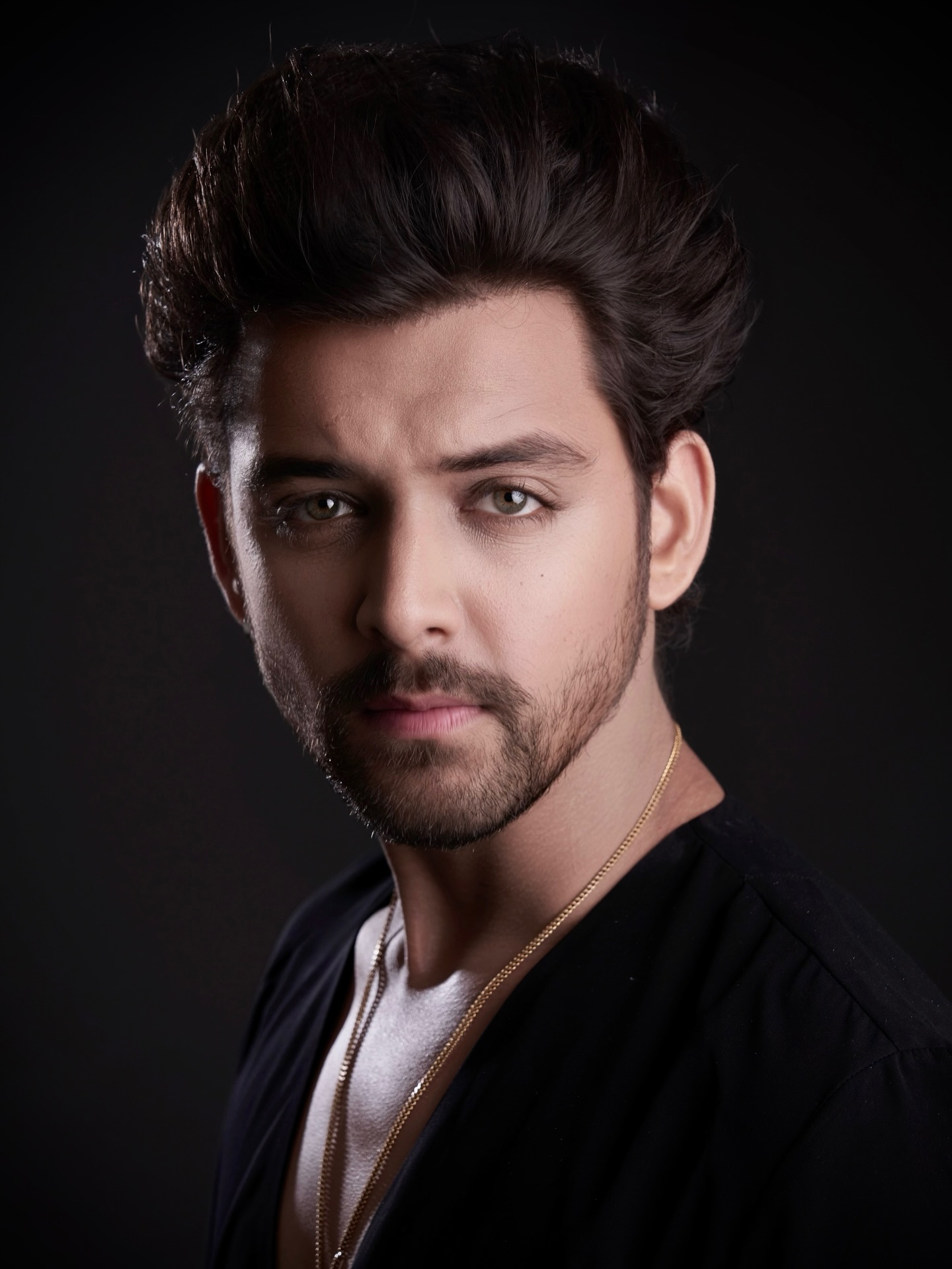 Samarth Jurel Shines In Monochrome Style Shoot Celebrity photo shoot captures Samarth Jurel’s chic vibe in a stunning monochrome display.