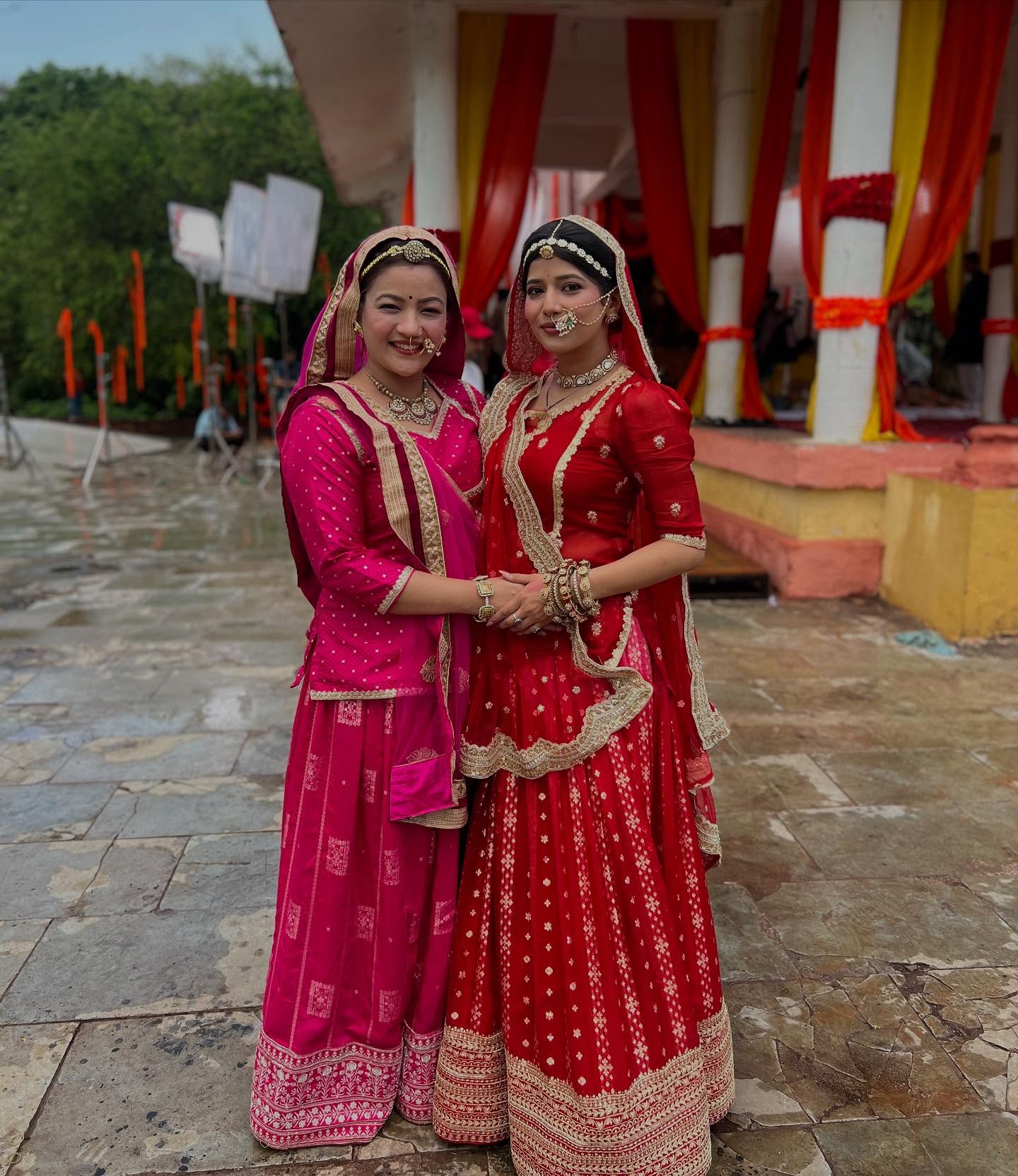 Samridhii Shukla’s Adorable Instagram Moment Effervescent charm meets warm vibe, stylish flair and pure digital joy in all pixels wow!