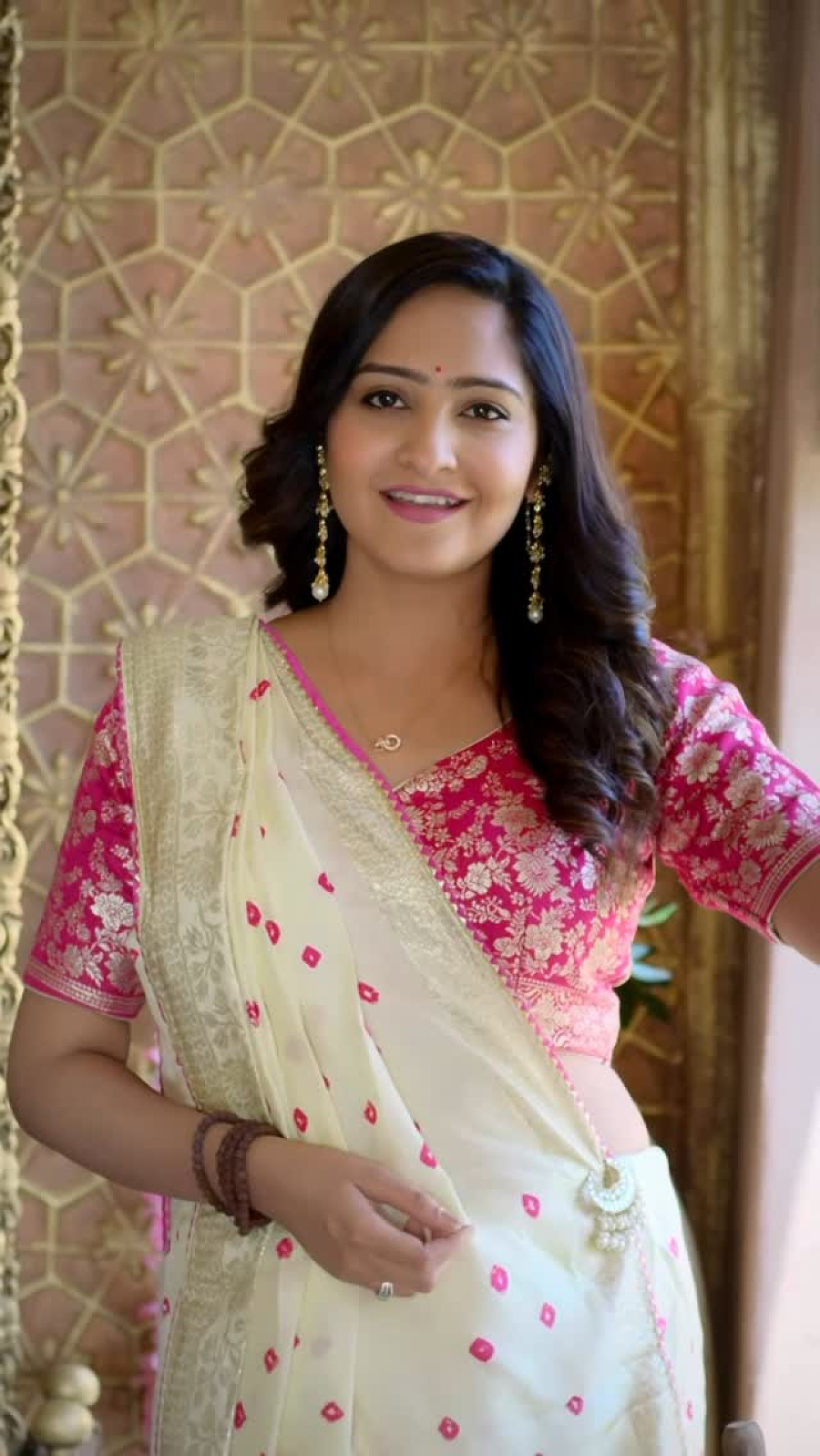 Renowned artist Santvani Trivedi shares heartfelt message celebrating motherhood and love.