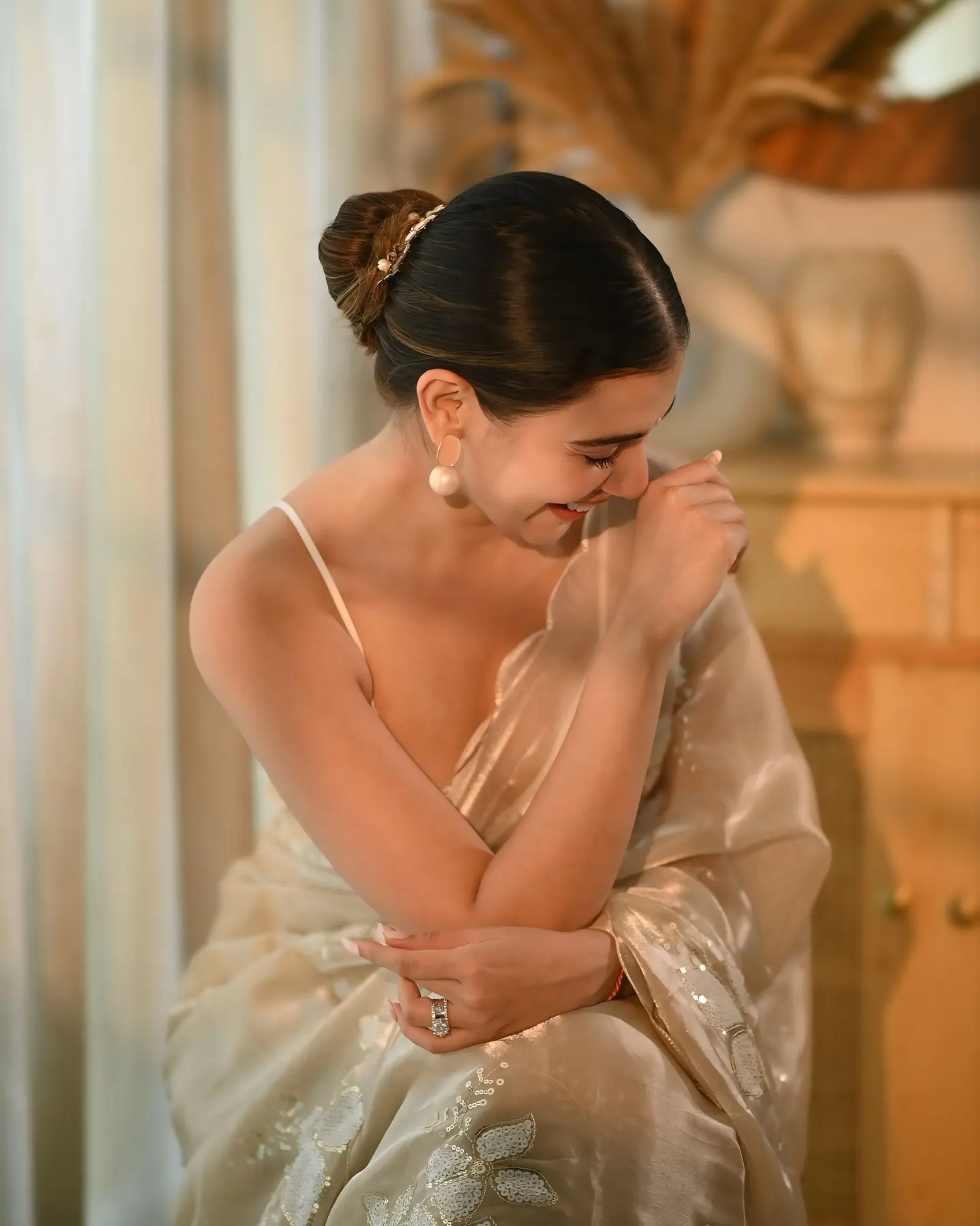Saree Commands Attention: Palak Purswani’s Modern Ethnic Look