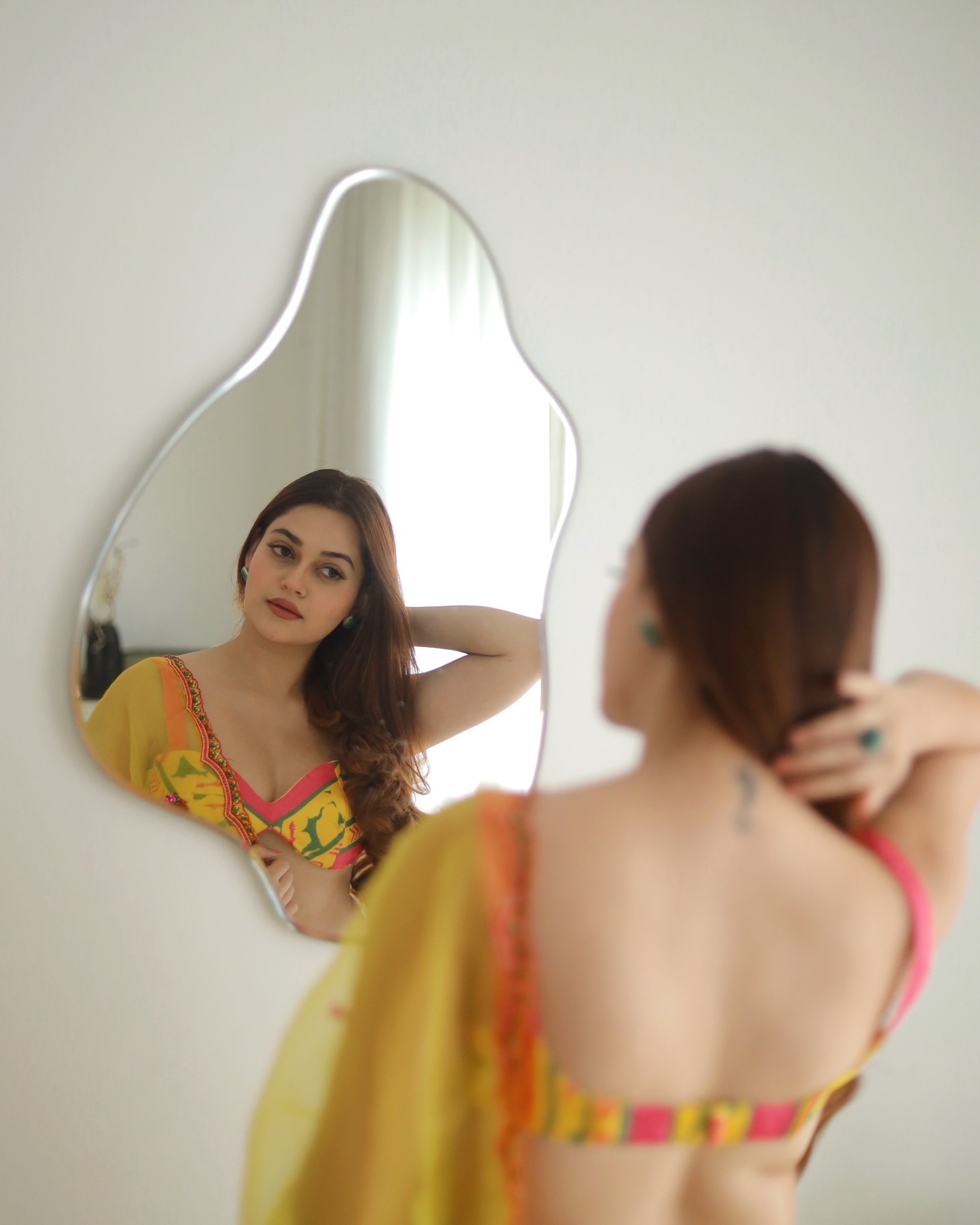 Vaishnavi Prakash stuns in a vibrant saree, mesmerizing hearts with chic elegance | finess
