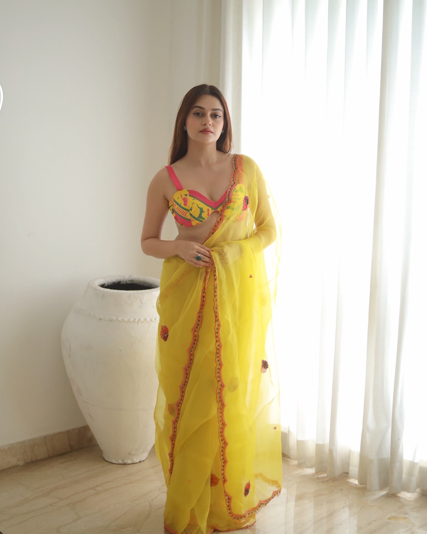 Saree Love: Vaishnavi Prakash Stuns in Vibrant Ethnic Look