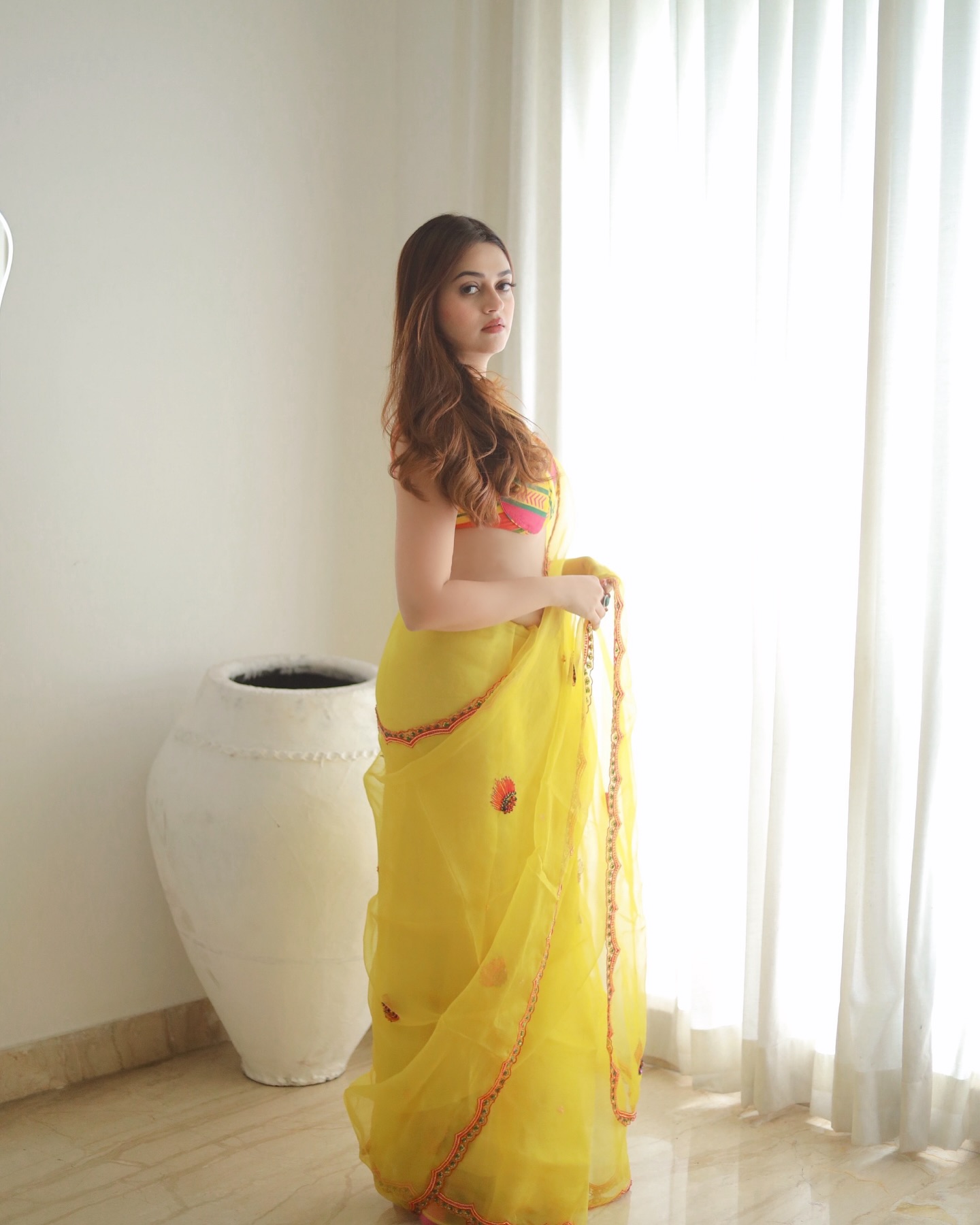 Saree Love: Vaishnavi Prakash Stuns in Vibrant Ethnic Look