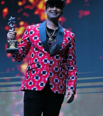 Satyajeet Pradhan Wins Best Playback Singer Award