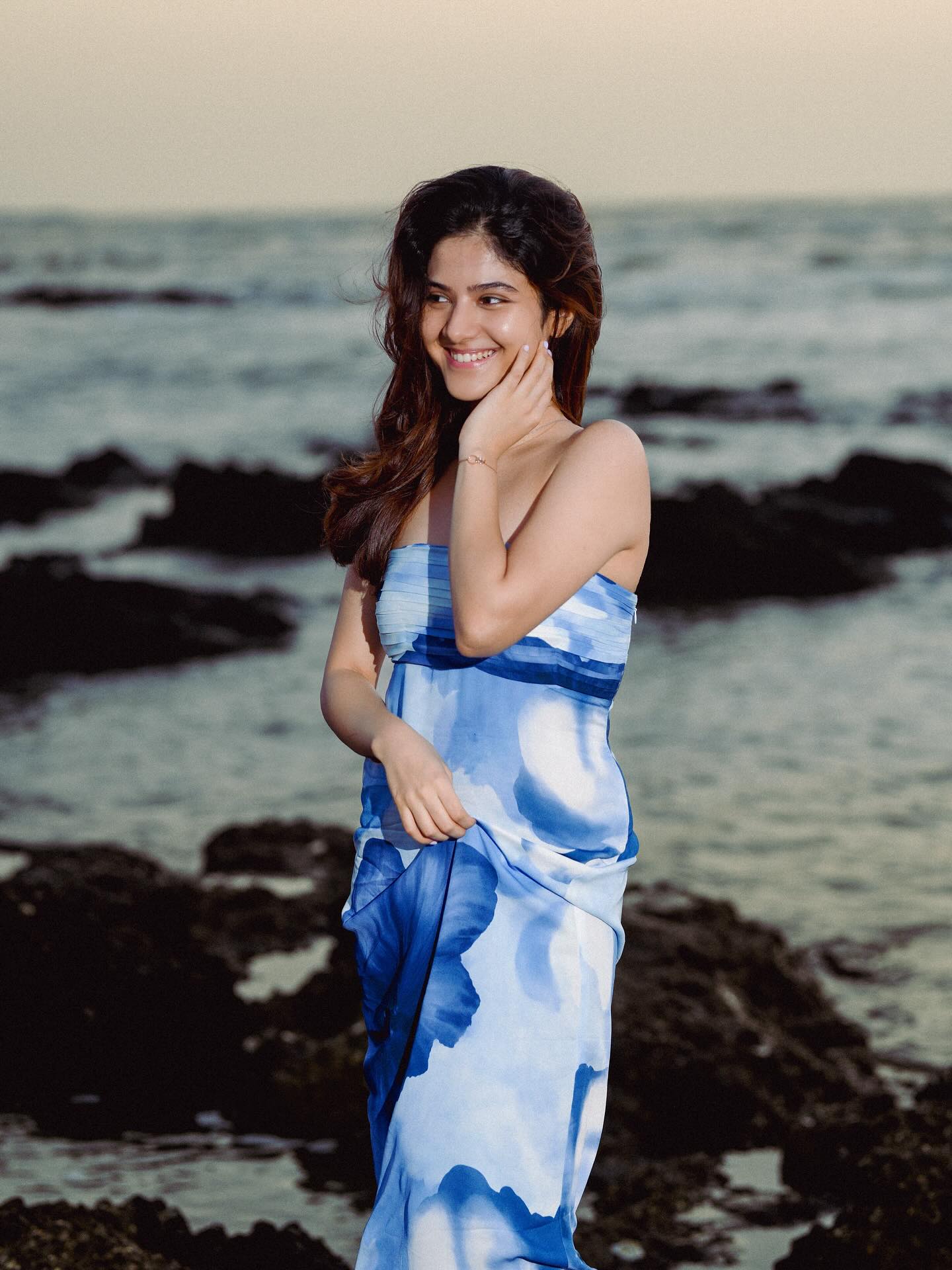 Sea Princess: Shreya Pujari Stuns on Instagram Shreya Pujari charms Instagram with a regal maritime look blending elegance and style now!