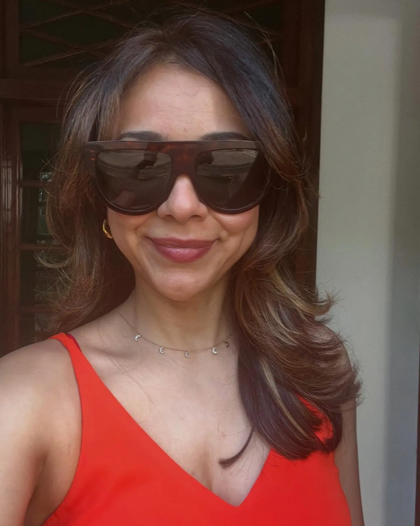 A candid peek at Amrita Puri's life: selfies, sass and accepting life's chaotic beauty!