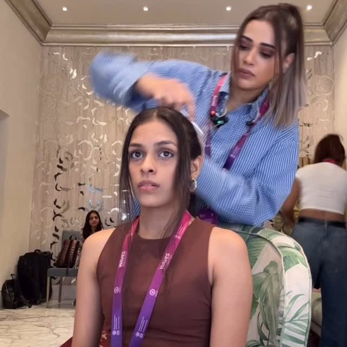Shalmali Kholgade: Multi-Talented Star Shines Online Singer, songwriter and hairstylist, Shalmali Kholgade redefines creativity with every post.