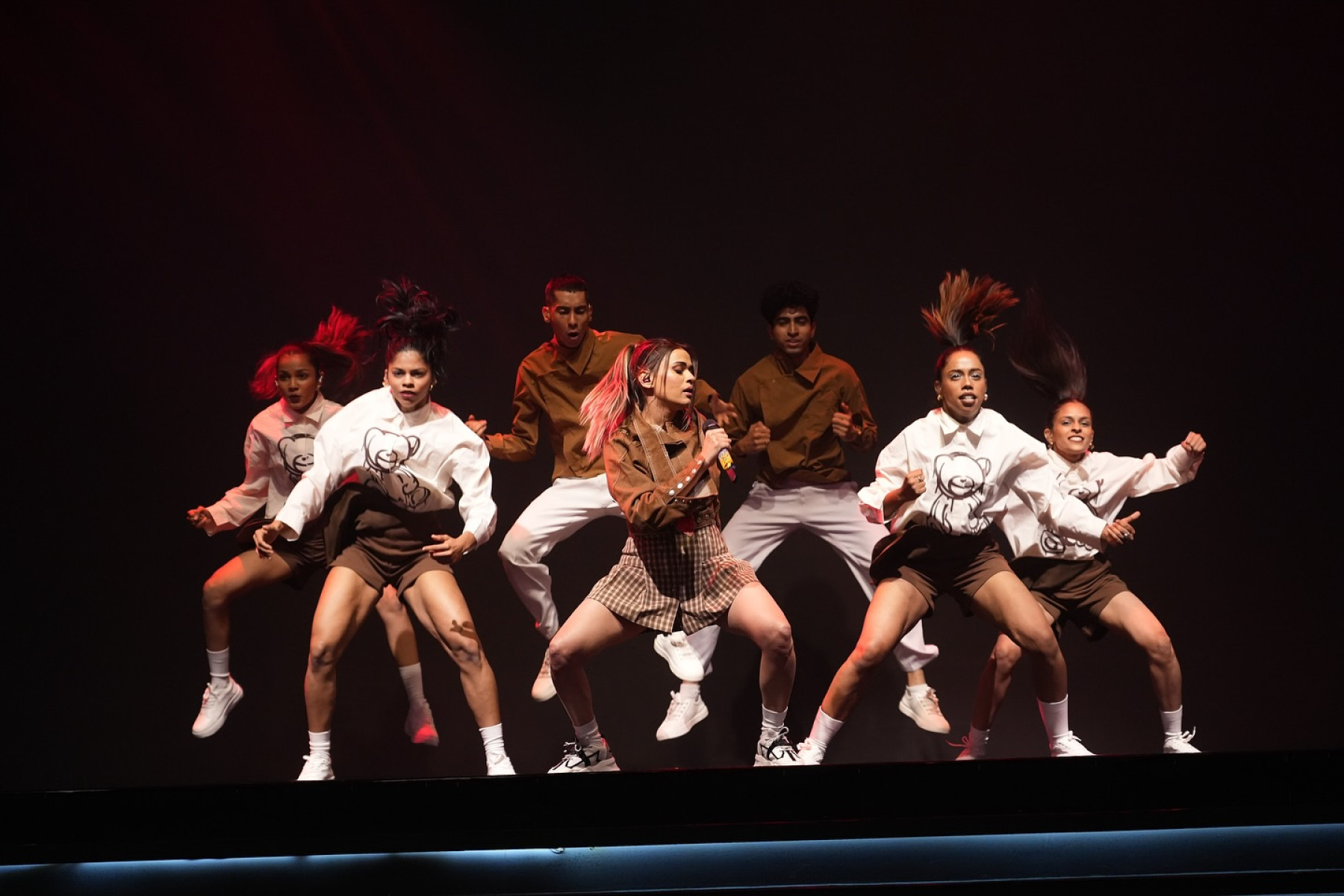 Shalmali Kholgade Shines At Wave Summit India She teams with top creators at YouTube India's Creator Collective—musical magic unleashed.