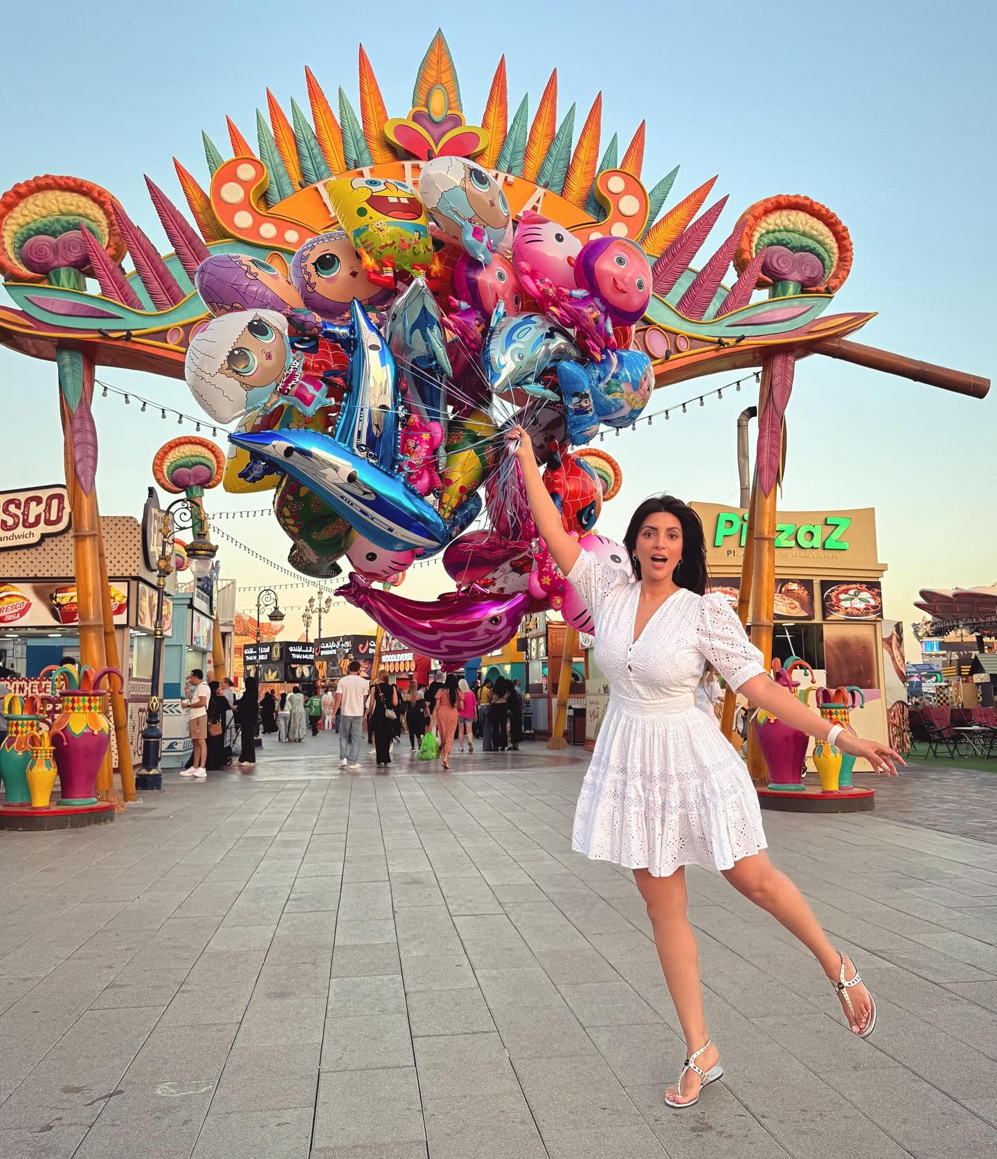 Shama Sikander’s Pink Statement In Dubai Embracing style in Dubai as Shama Sikander shows off her unique twist on pink elegance!!!