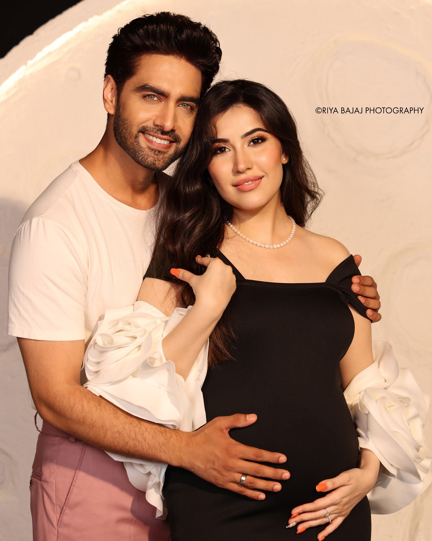 Sheena Bajaj Seeks Blessings In Dragonfly Hotel Shoot Sheena Bajaj seeks blessings in a chic Dragonfly Hotel shoot, exuding calm vibes.