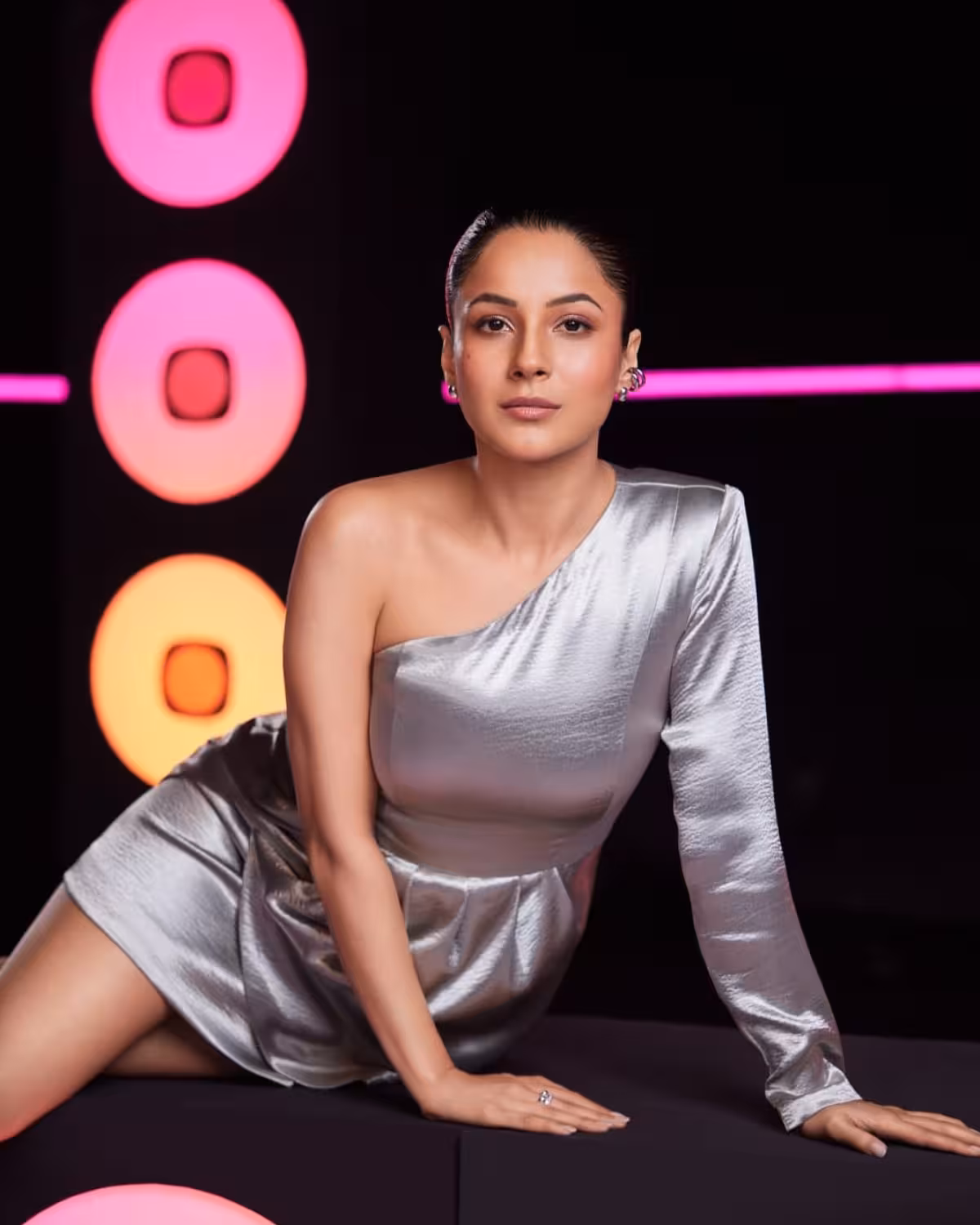 Shehnaaz Gill Captures Mirror’s Favorite View Shehnaaz Gill posts a mirror selfie that radiates playful charm and pure glamour in style.
