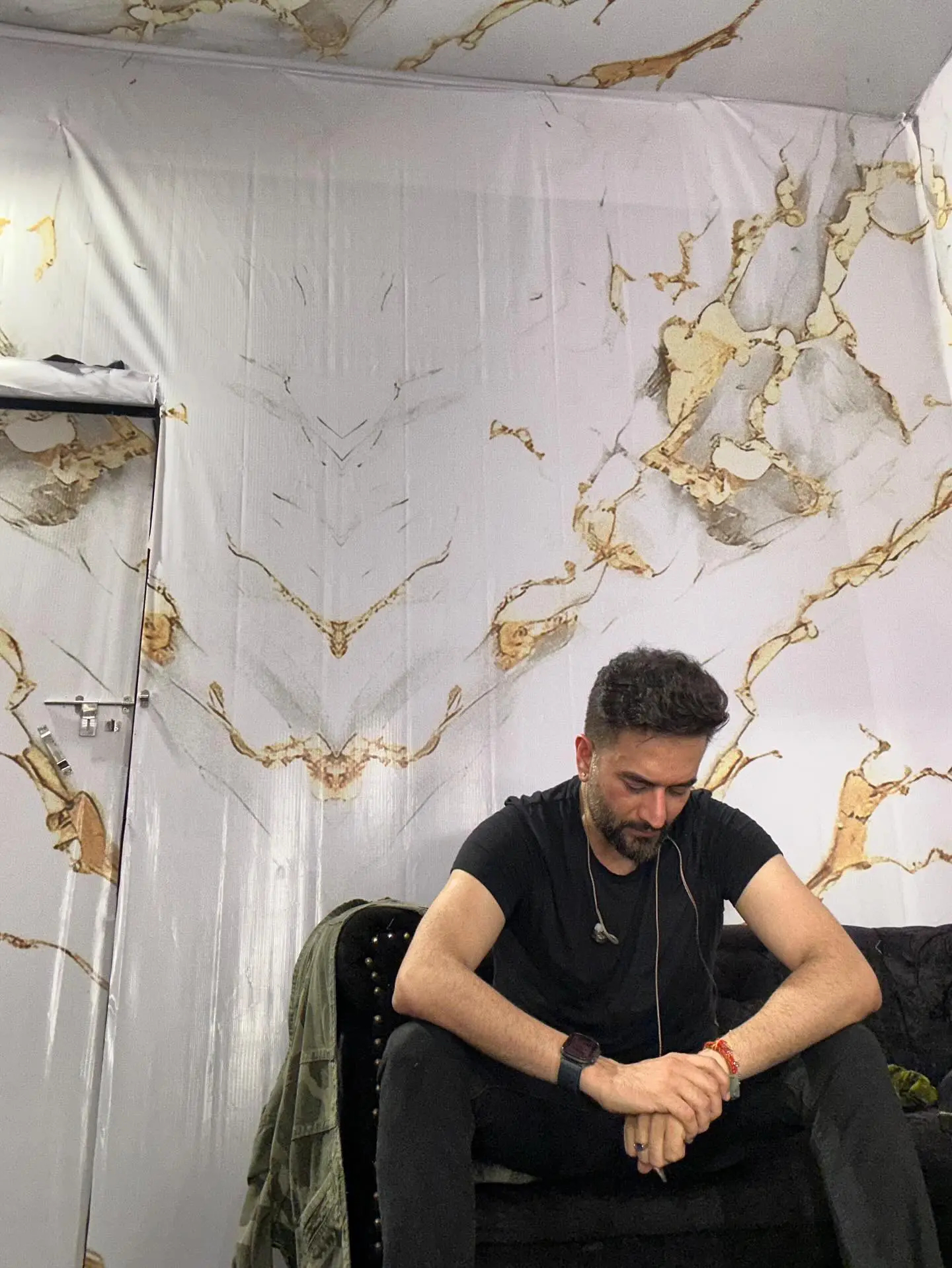 Shekhar Ravjiani Stuns With Post Gig Look