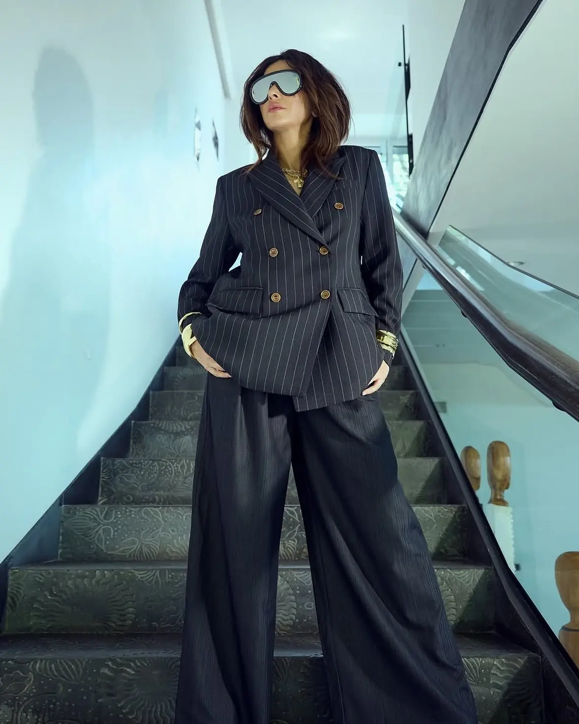 Shibani Akhtar Stuns With Casual Off-Duty Look