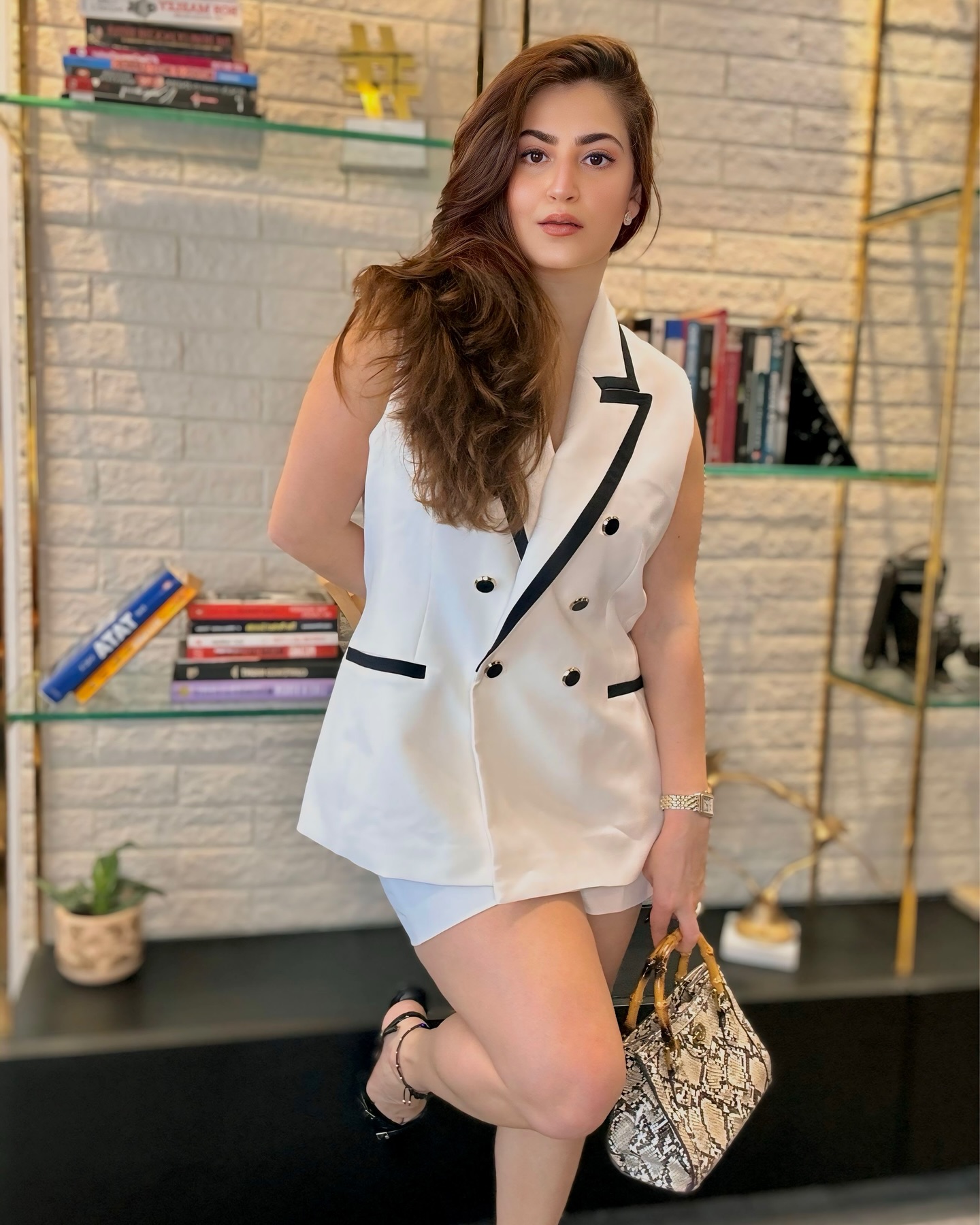 Shivaleeka Oberoi Rocks Raid2 Screening Vibes