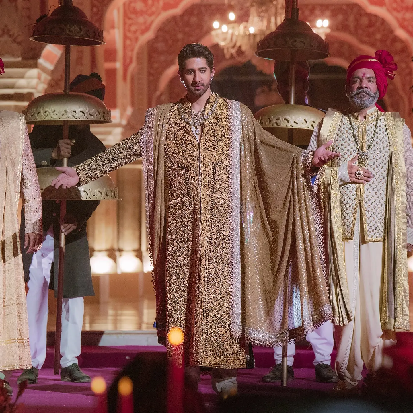 Vihaan Samat Shares BTS ‘The Royals’ Set Vihaan Samat shares BTS secrets: wild elephant, unique on-set moments spark global buzz.