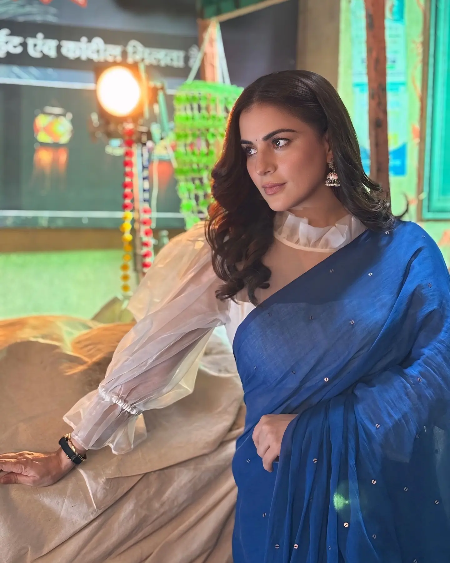 Shraddha Arya Revives Poetic Mood On Instagram Celebrated actress shares nostalgic vibe in recent post, capturing a poetic era in style!!
