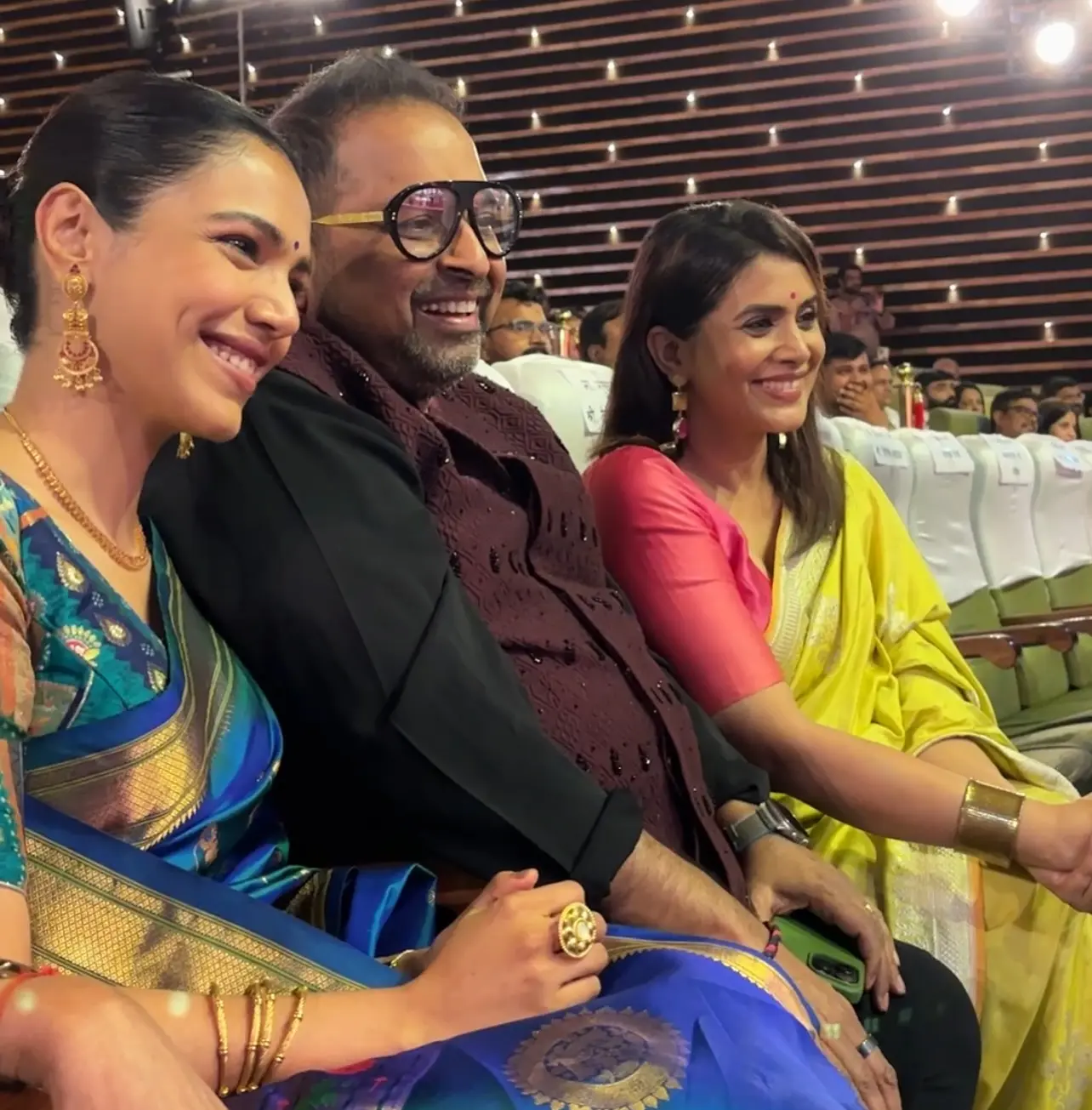 Shriya Pilgaonkar Receives Maharashtra Ratna Puraskar