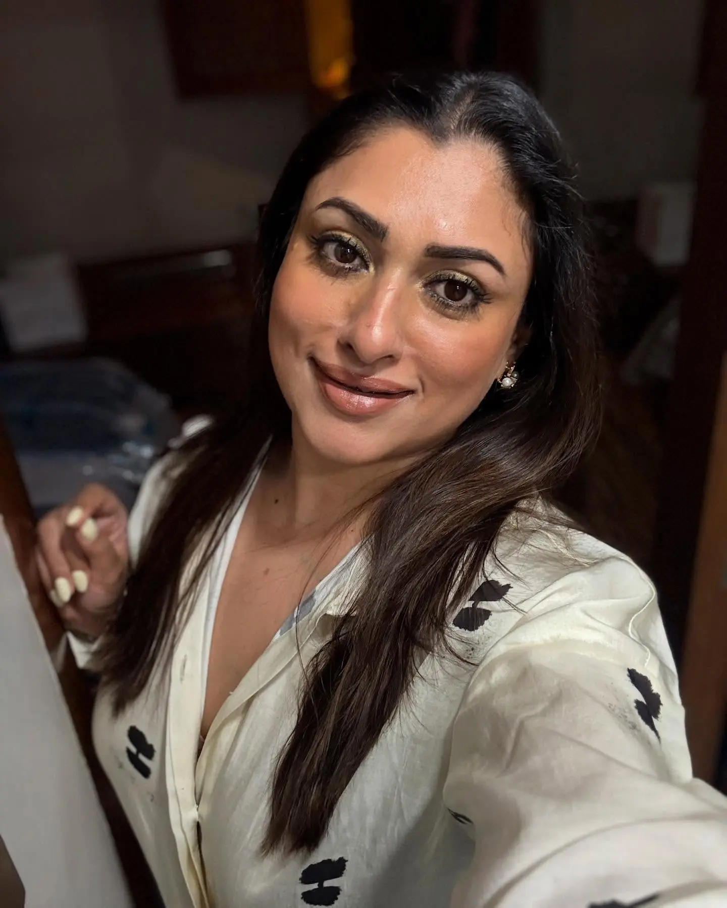 Shweta Menon Flaunts Bold Monochrome Attitude