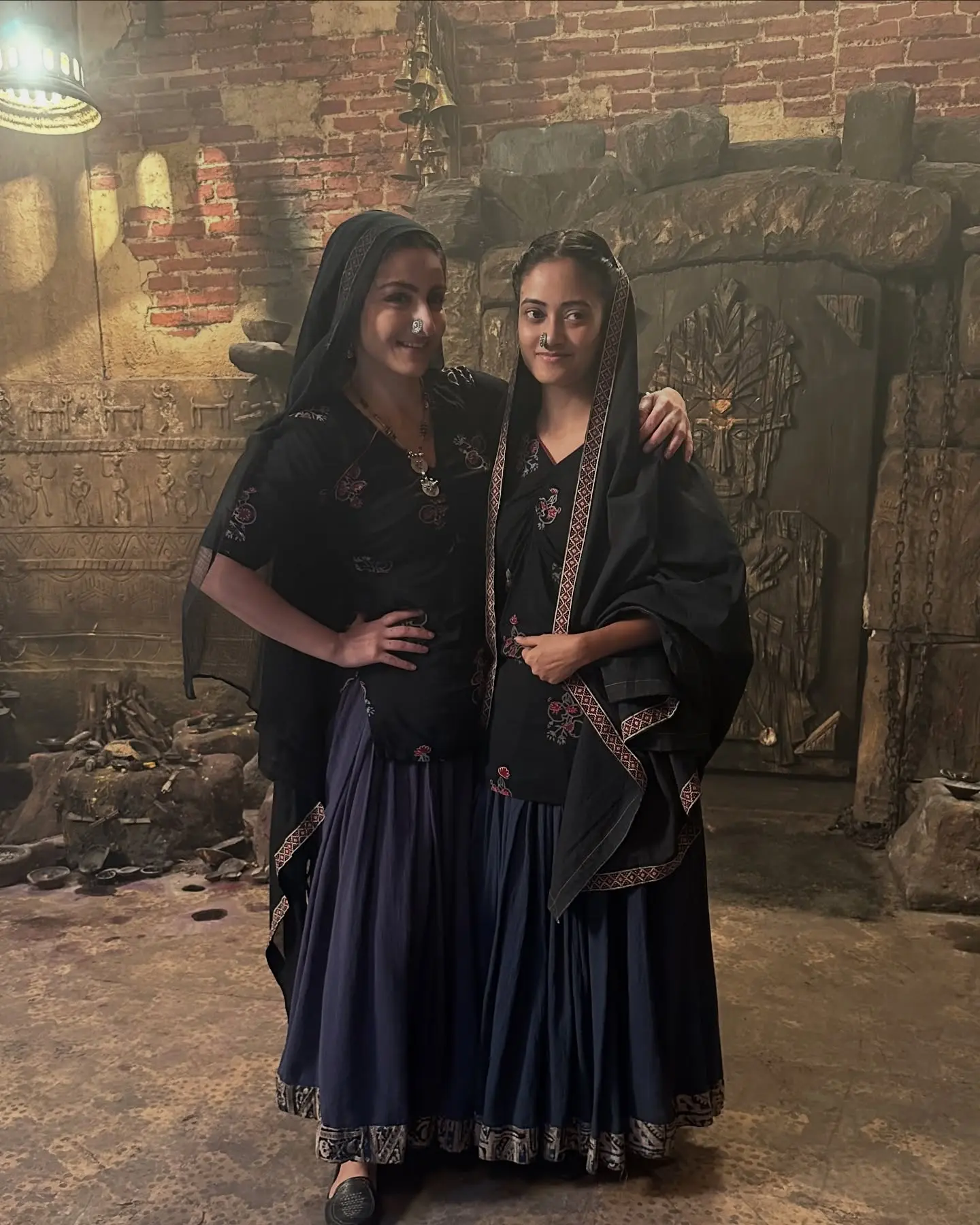 Soha Ali Khan On And Off Set With Daasi