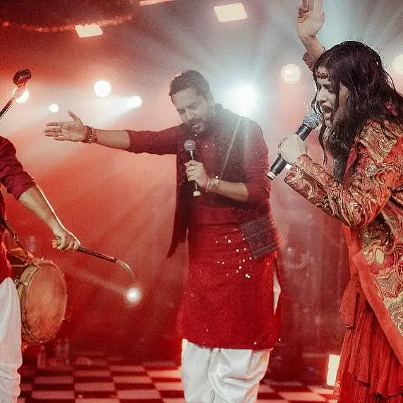 Sona Mohapatra Shines At Lal Pari Mastani Show