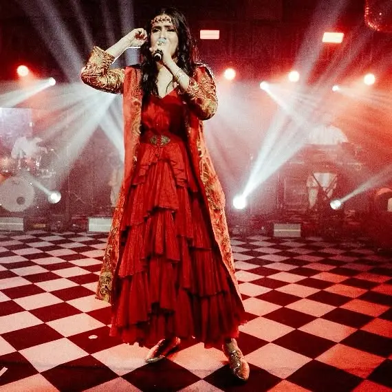 Sona Mohapatra Shines At Lal Pari Mastani Show