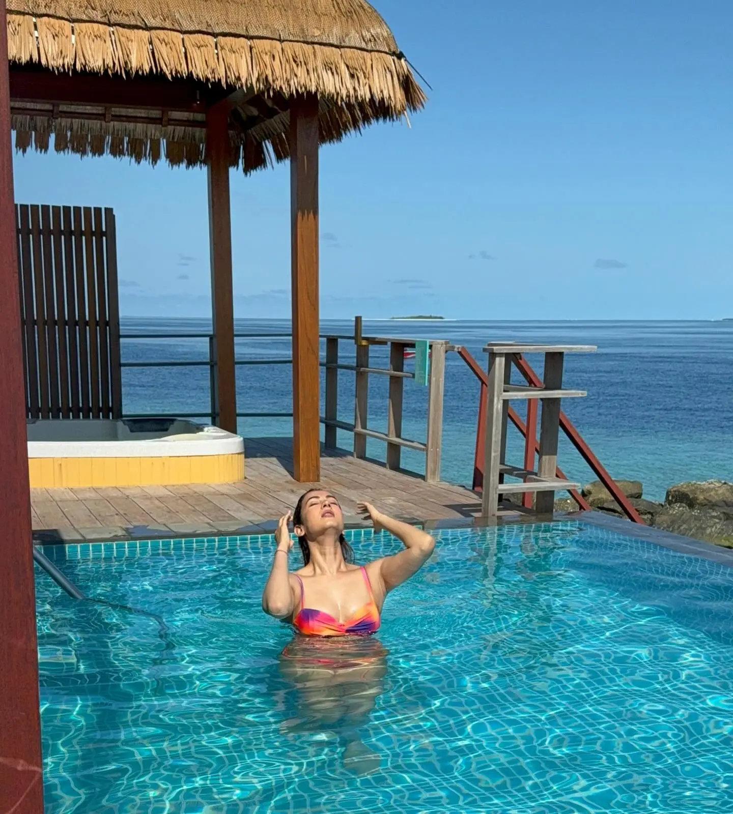 Sonal Chauhan Embraces Relaxed Sunday Mood