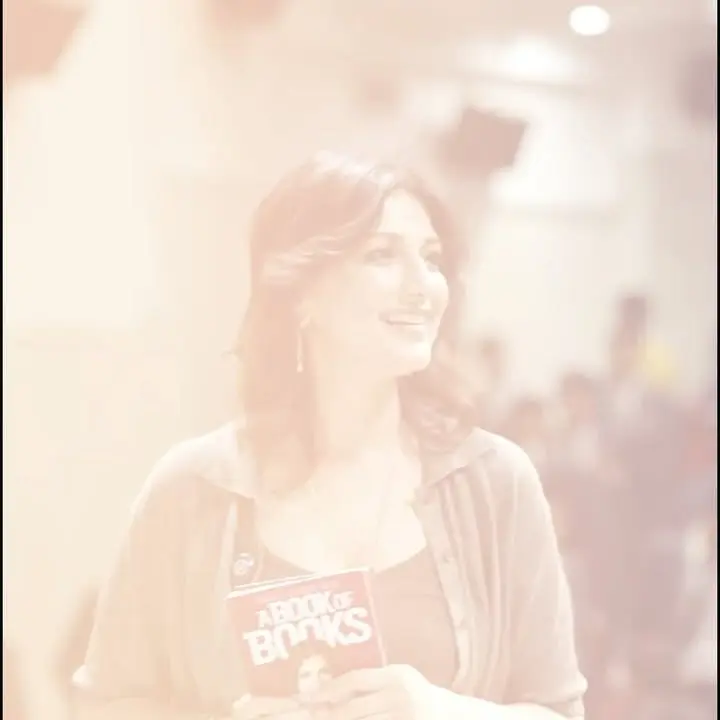 Sonali Bendre Shares Her Insights On A Book Of Books