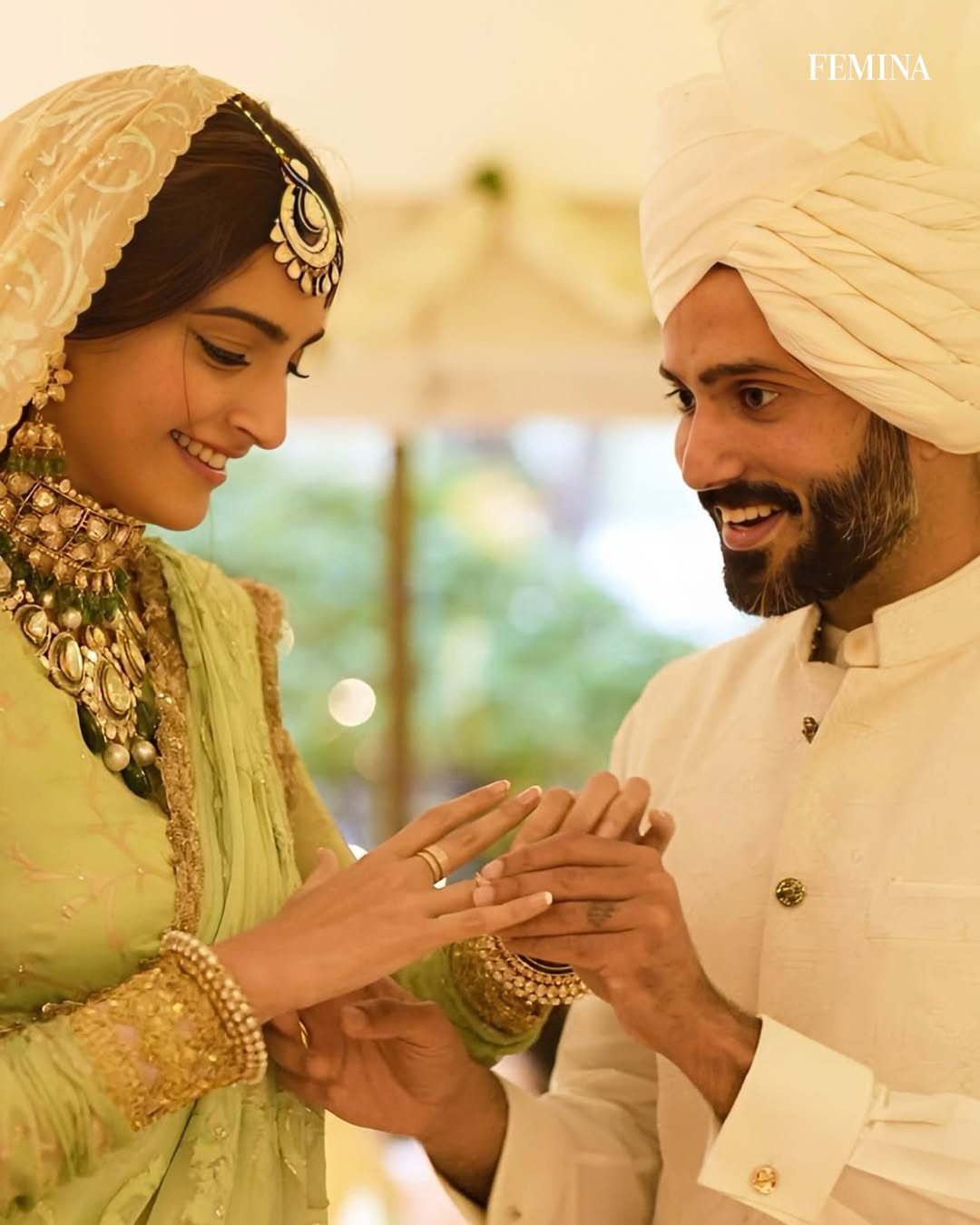 Sonam Kapoor Celebrates 7th Anniversary With Unseen Wedding Pics