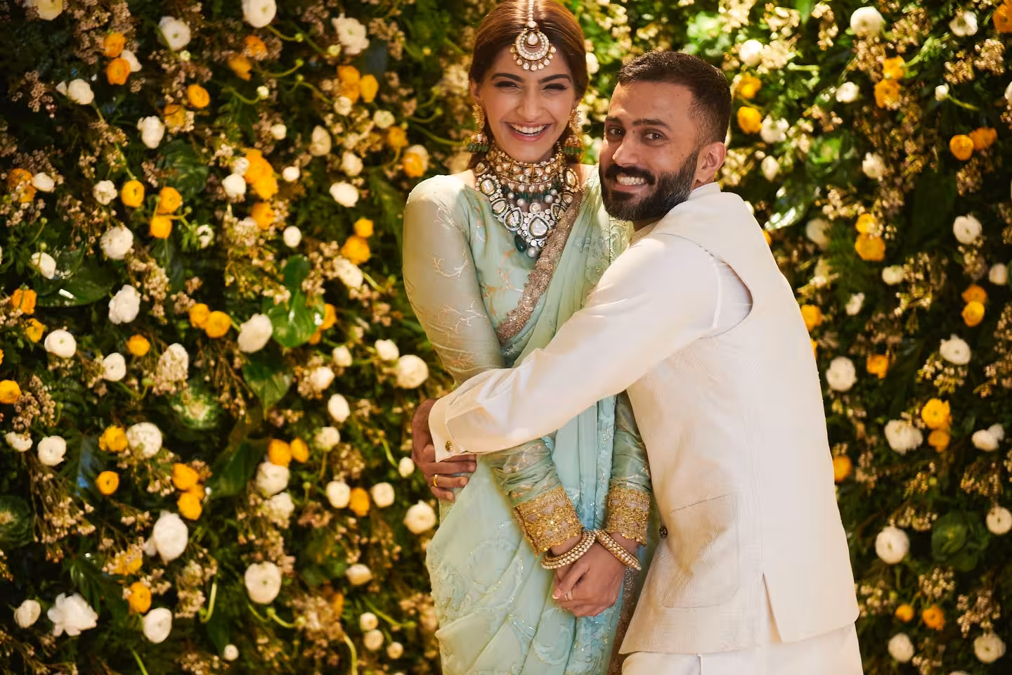 Sonam Kapoor Celebrates Anniversary With Anand Ahuja