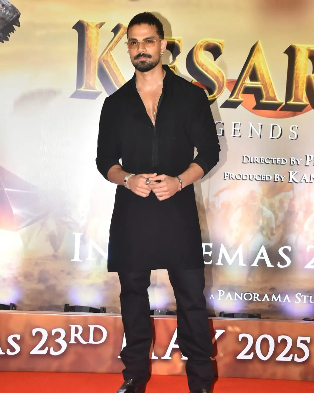 Sooraj Pancholi As Veer Hamirji Gohil