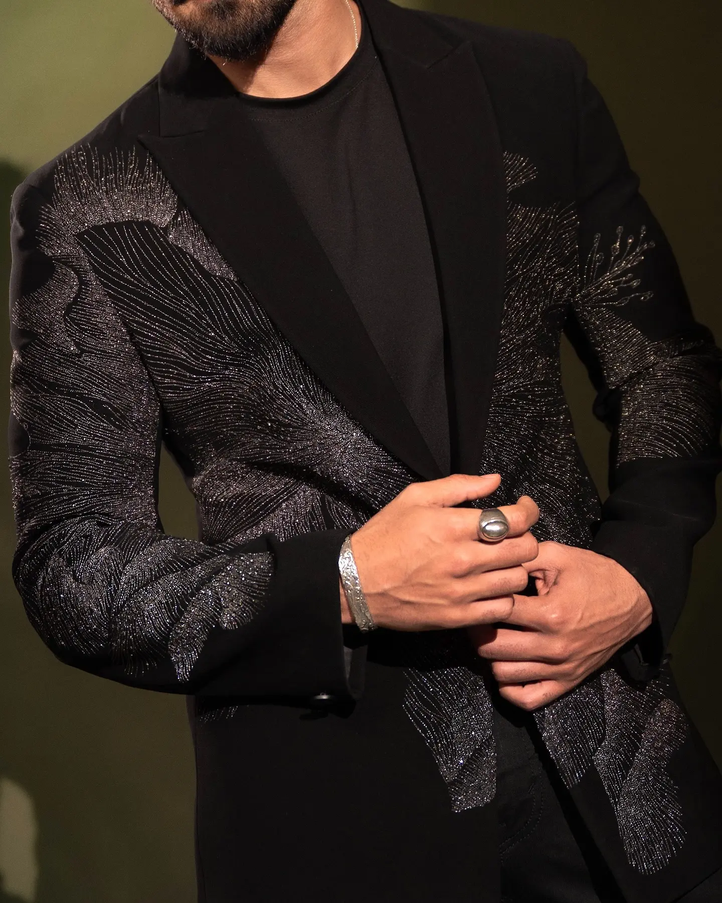 Sooraj Pancholi Strikes A Bold Pose With Regal Statement