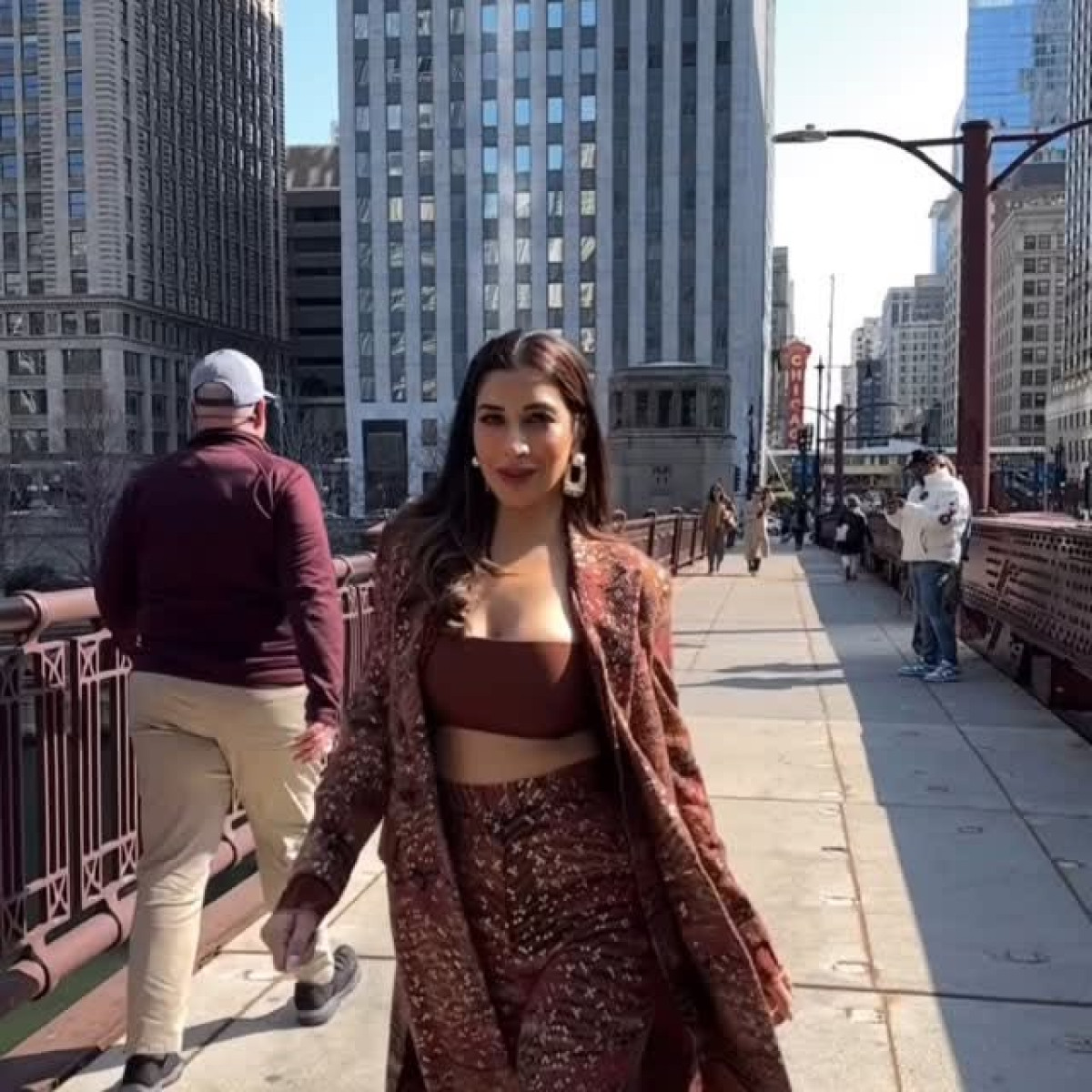 Fashion, music, and coffee vibes blend in Sophia Chaudhary’s latest Chicago social post!!