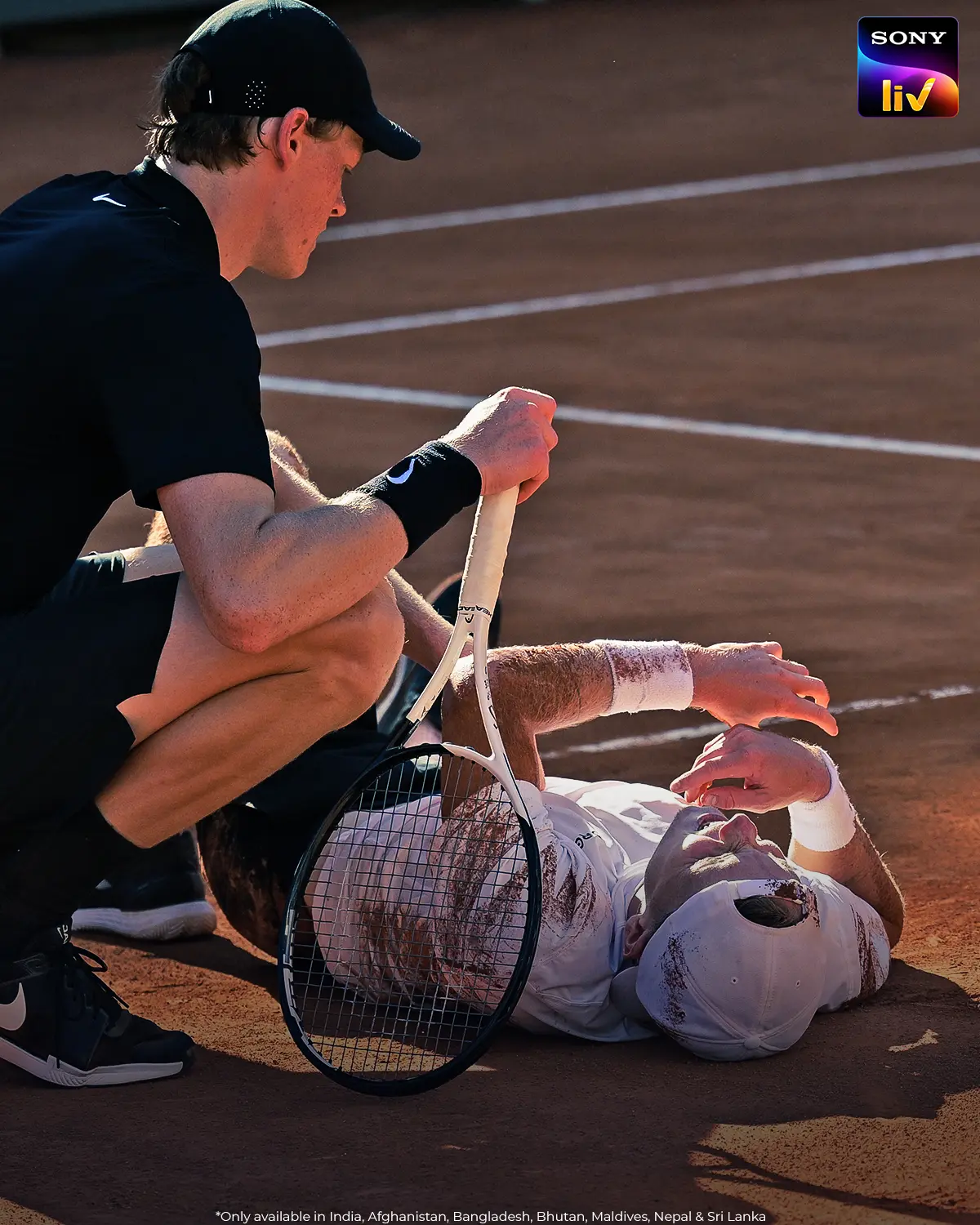 Sportsmanship Shines in Rome: Jesper de Jong Injured, Sinner Steps Up