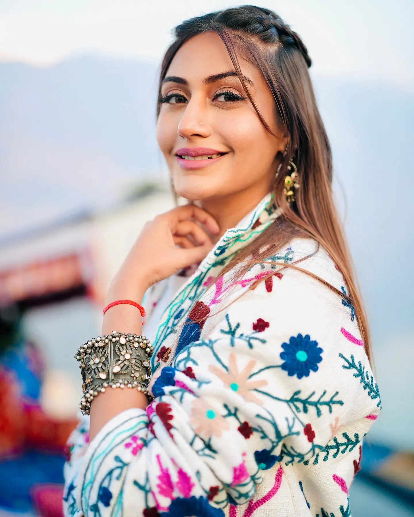 Srinagar Memories: Surbhi Chandna Captures Timeless Moments Nostalgic Srinagar moments shine through curated fashion, evoking timeless allure and vibe