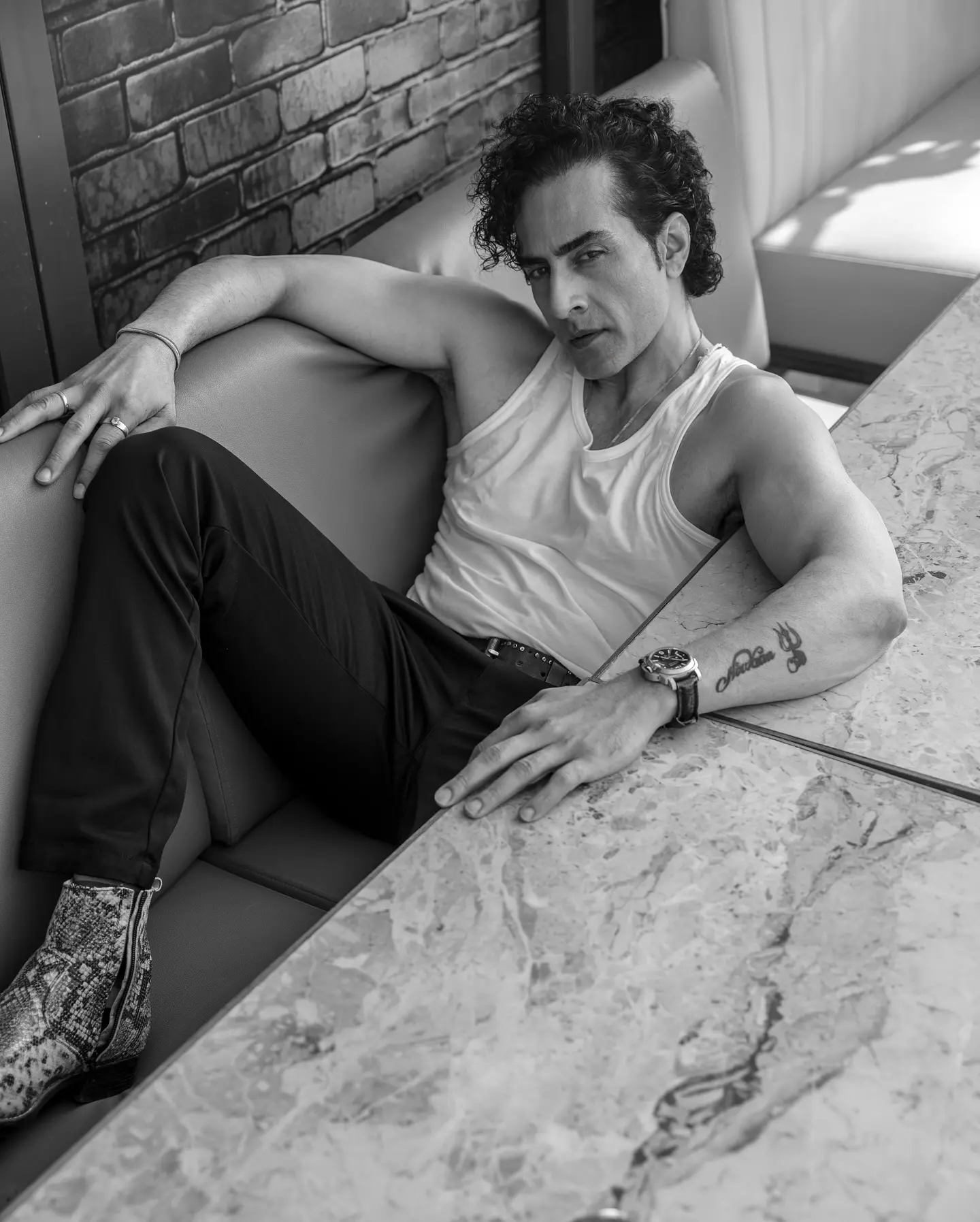 Sudhanshu Pandey’s Bold Street Style Statement Edgy urban vibes redefine a celebrity street look with bold style and fearless essence!!!!