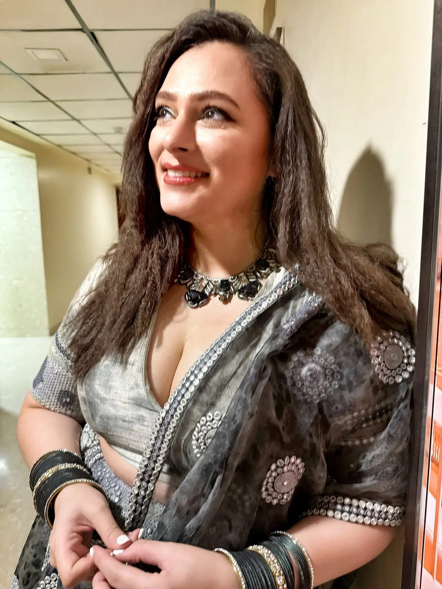 Sumedha Karmahe Shines In Stunning Wedding Snaps Elegant snapshots reveal the playback singer’s timeless charm and impeccable style always!