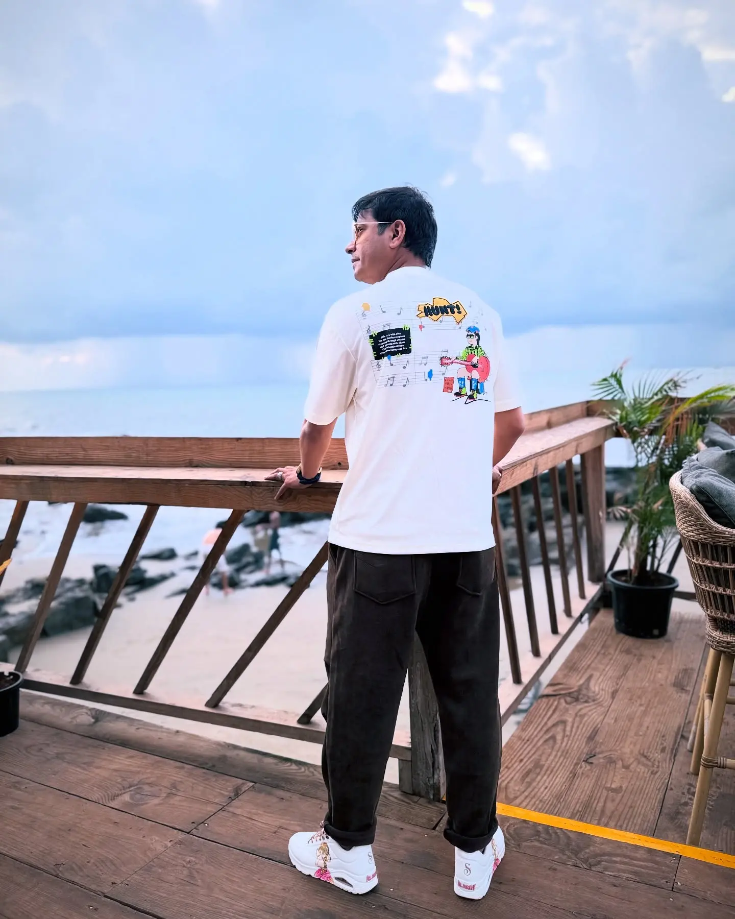 Sunset Soiree In Goa: Vicky D Parekh’s Beach Bliss