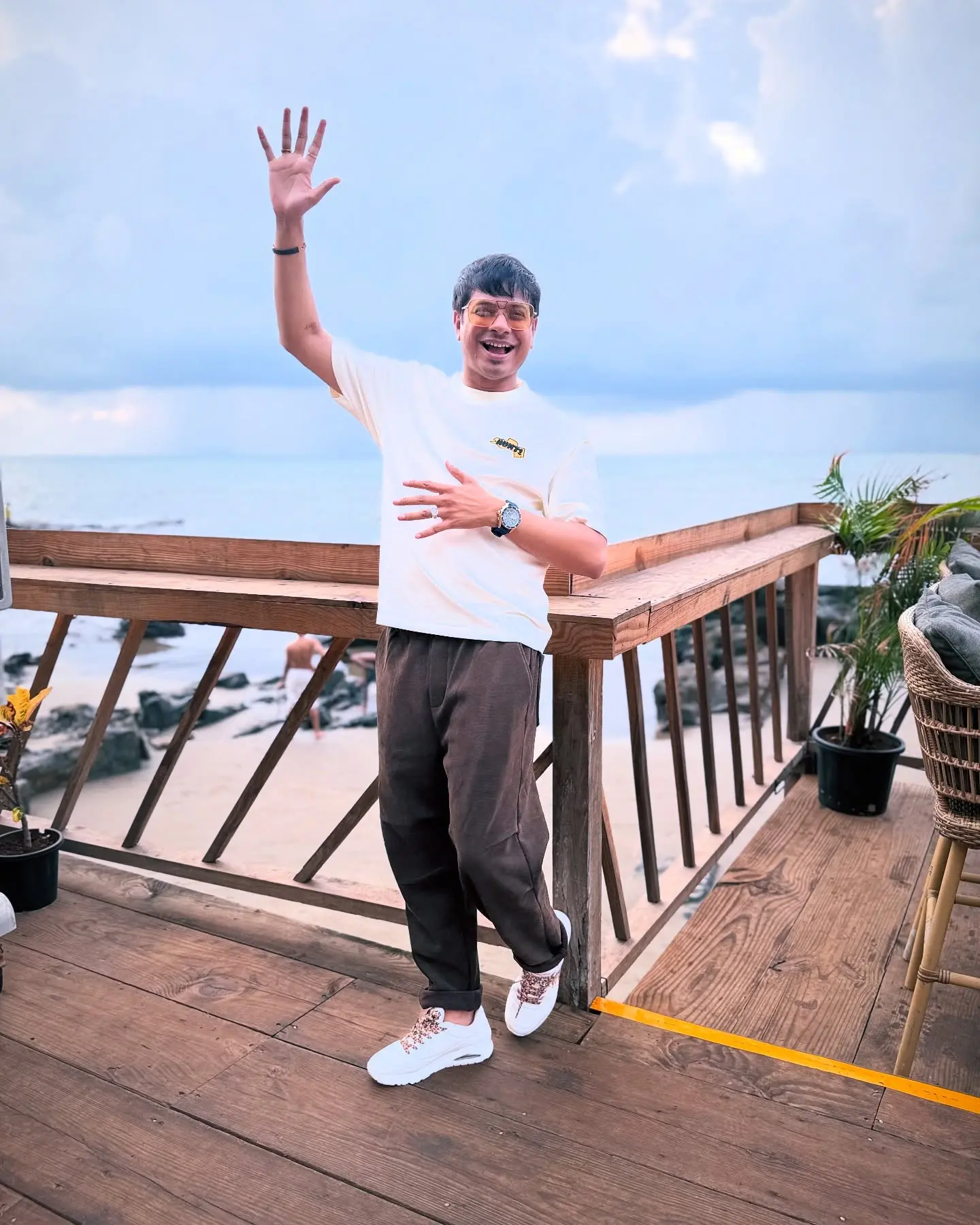 Sunset Soiree In Goa: Vicky D Parekh’s Beach Bliss