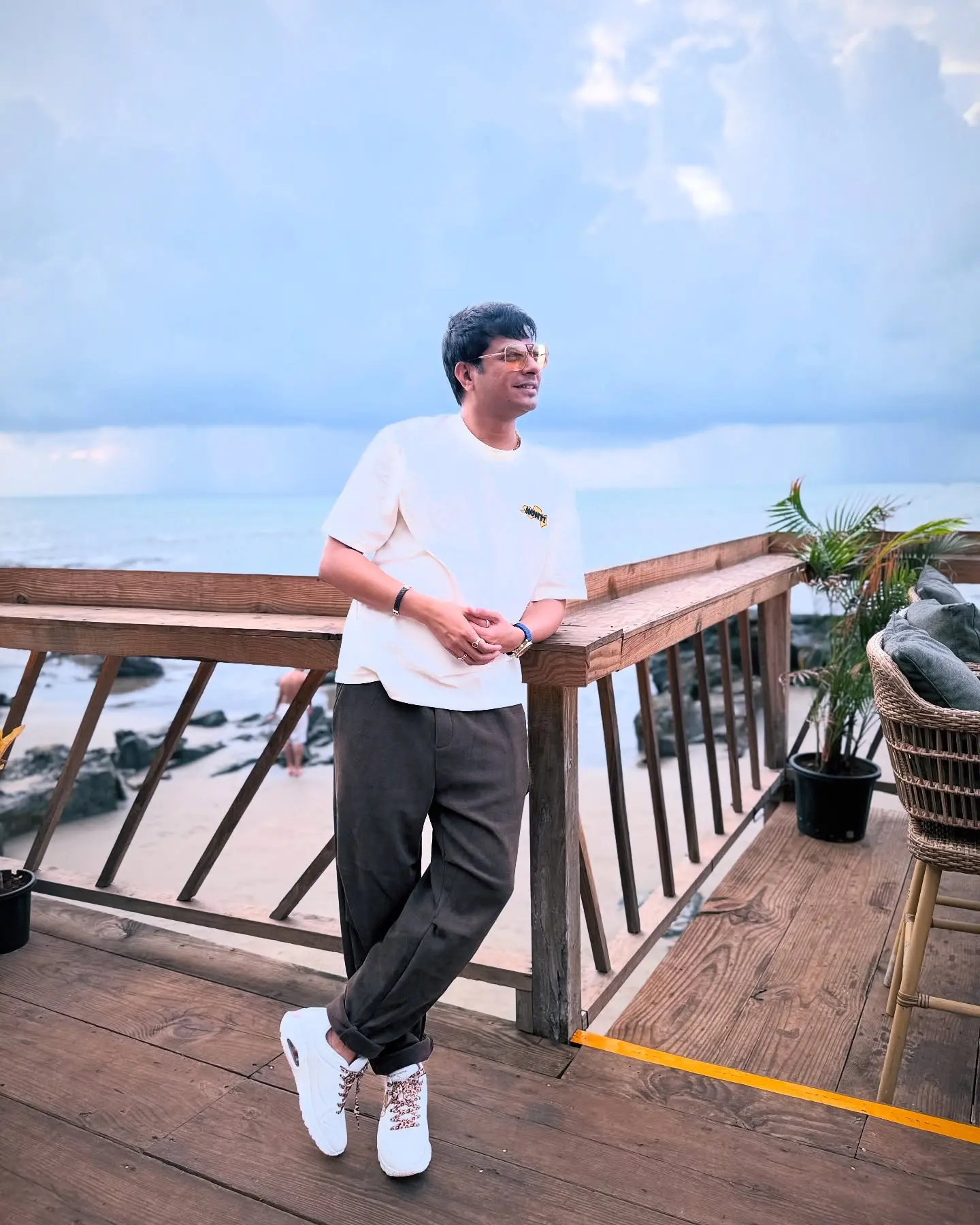 Sunset Soiree In Goa: Vicky D Parekh’s Beach Bliss