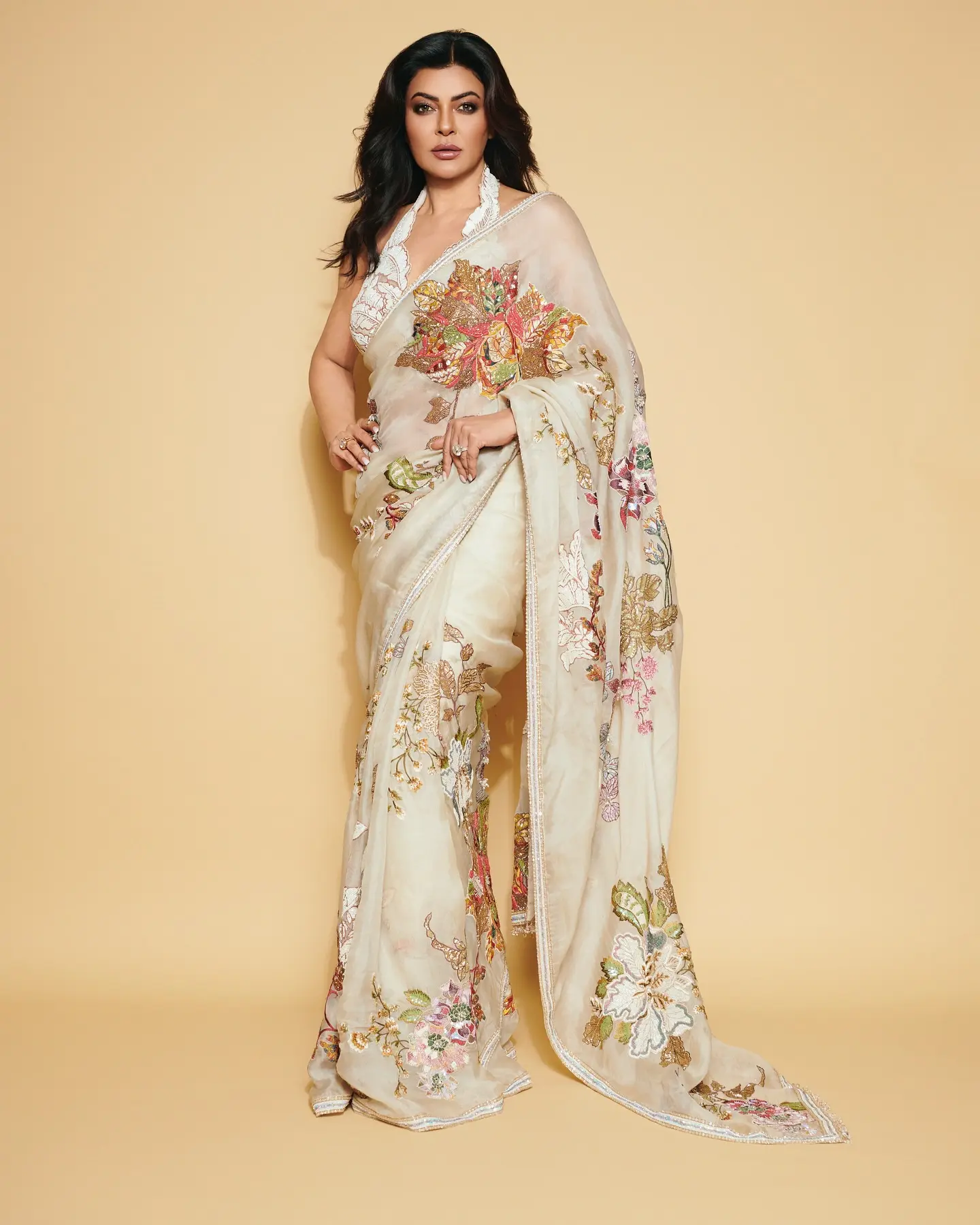 Sushmita Sen’s Graceful Journey In Philippines
