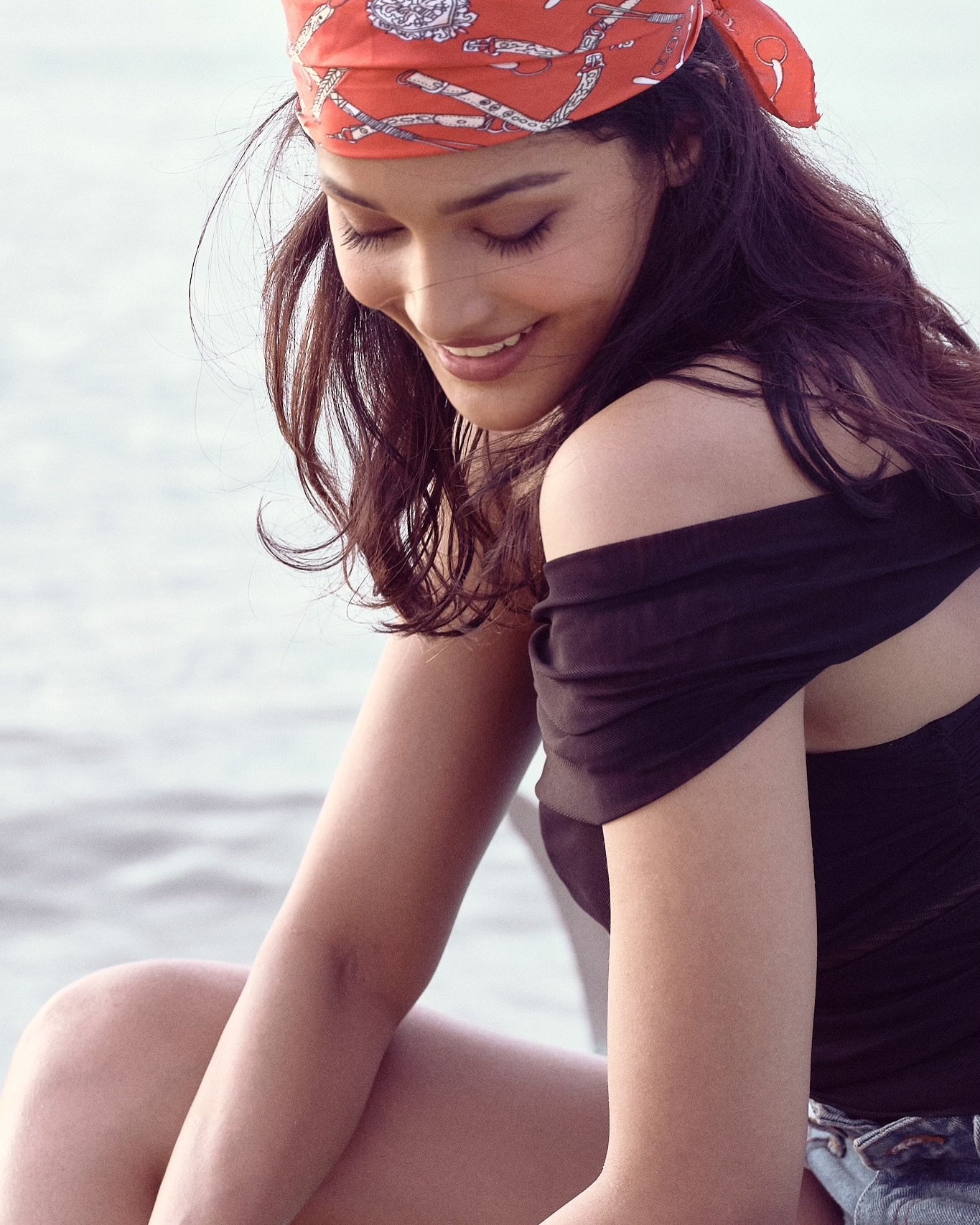 Sushrii Mishraa Romanticizes Life In Beach Shoot