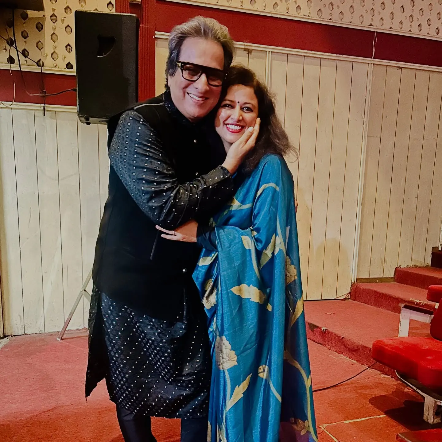 Talat Aziz Receives Touching Birthday Tribute Beloved ghazal singer Talat Aziz is celebrated with love and gratitude on his special day.